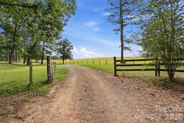 3545 Ernandez Road, Richburg, SC 29729