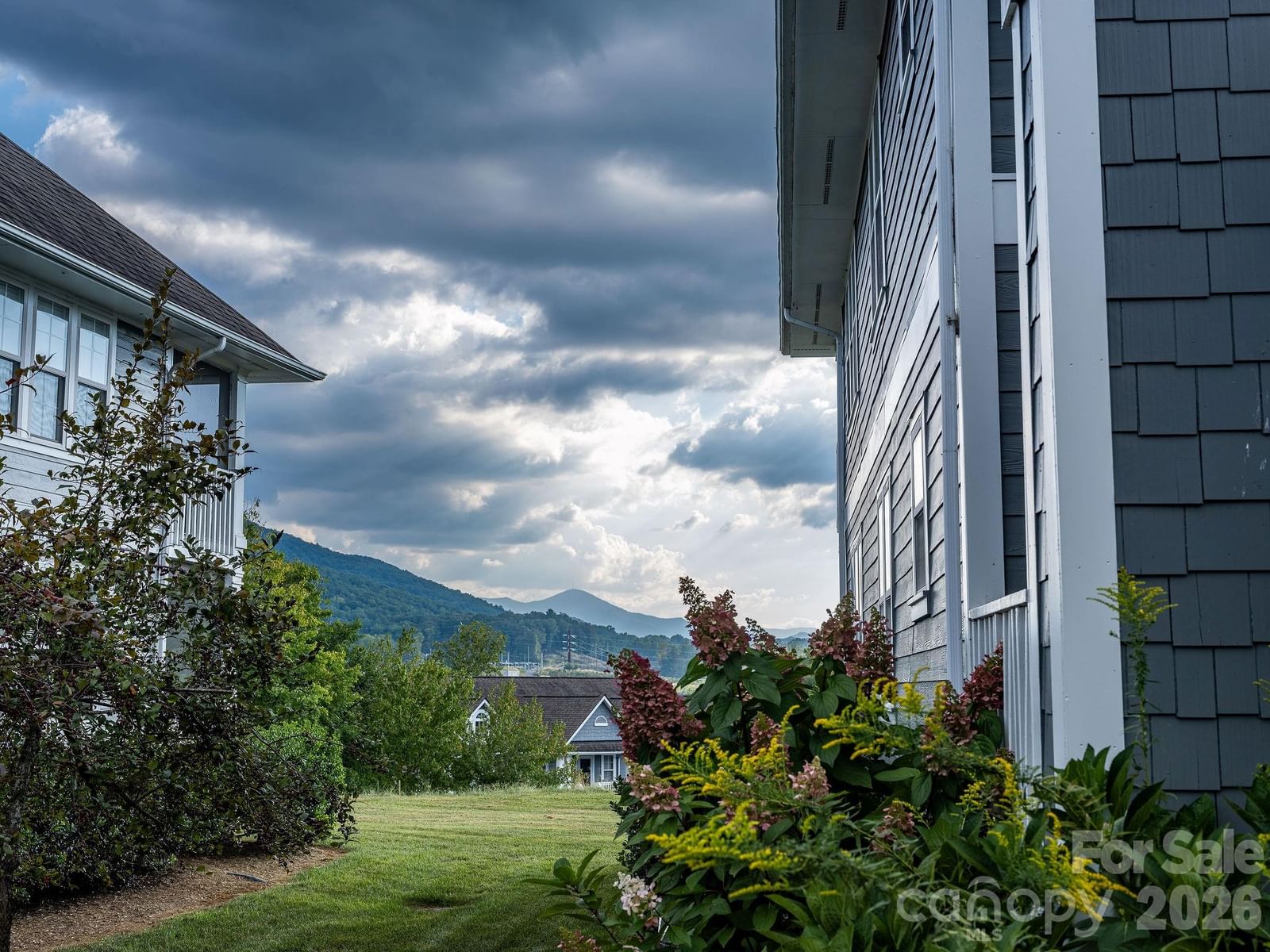 4702 Breakers Lane, Asheville, NC 28806 - Photo 5
