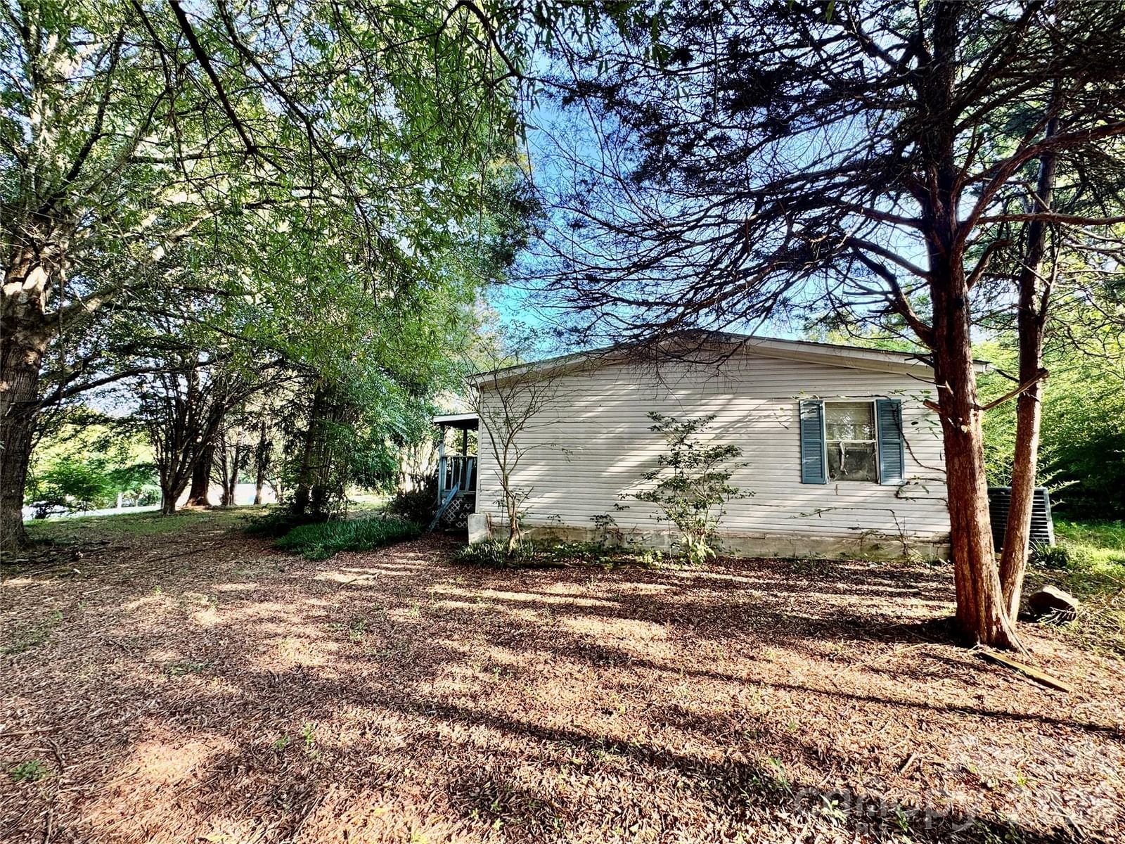 1104 Stage Coach Trail, Yadkinville, NC 27055 - Photo 4