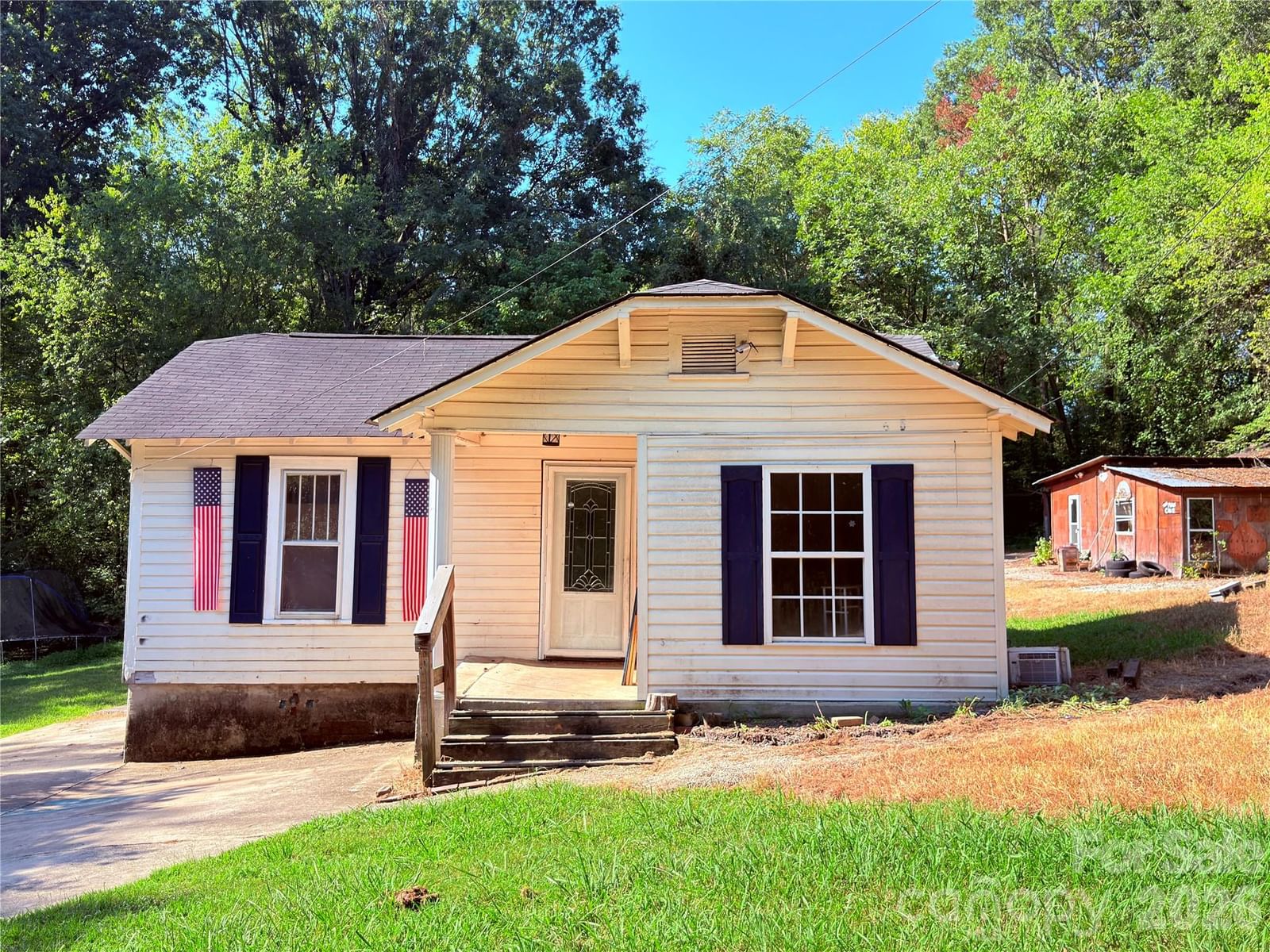331 Grant Street, Spencer, NC 28159 - Photo 2