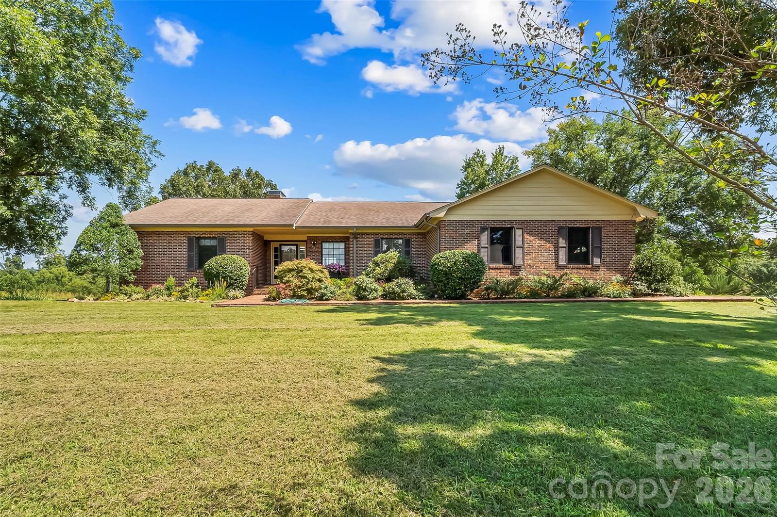 402 Catawba Street, Morganton, NC 28655 - Photo 2