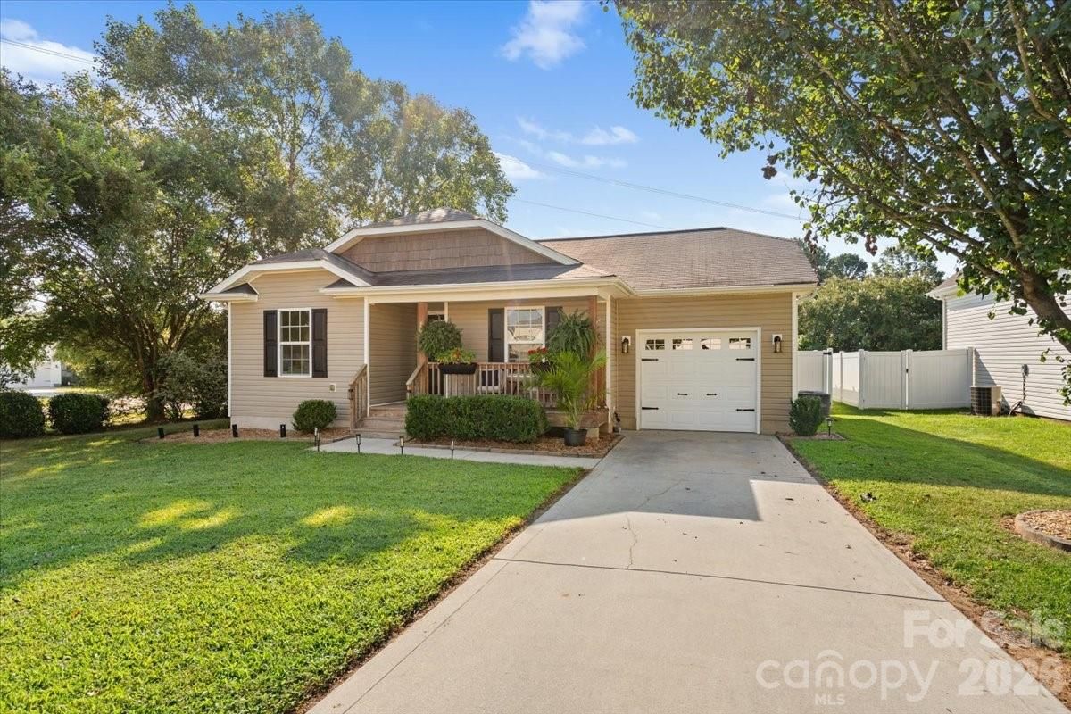 128 Mallory Tai Drive, Lincolnton, NC 28092 - Photo 3
