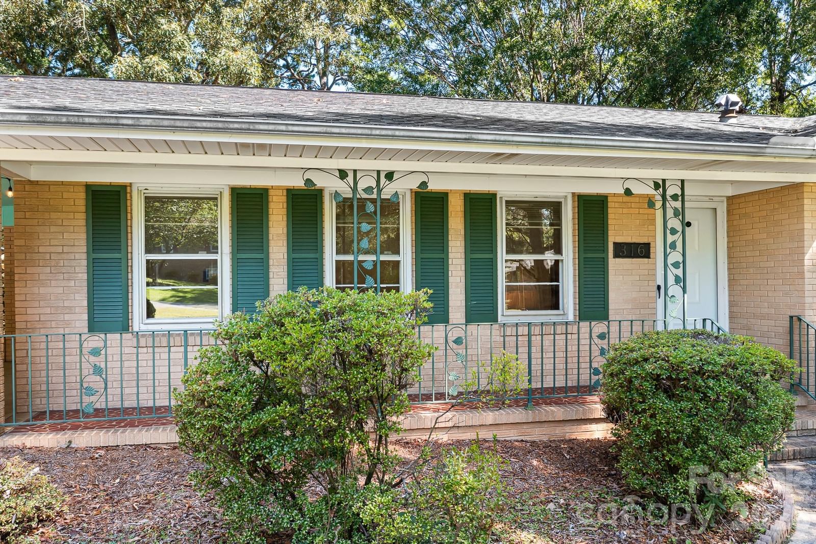 316 Hudson Drive, Harrisburg, NC 28075 - Photo 4