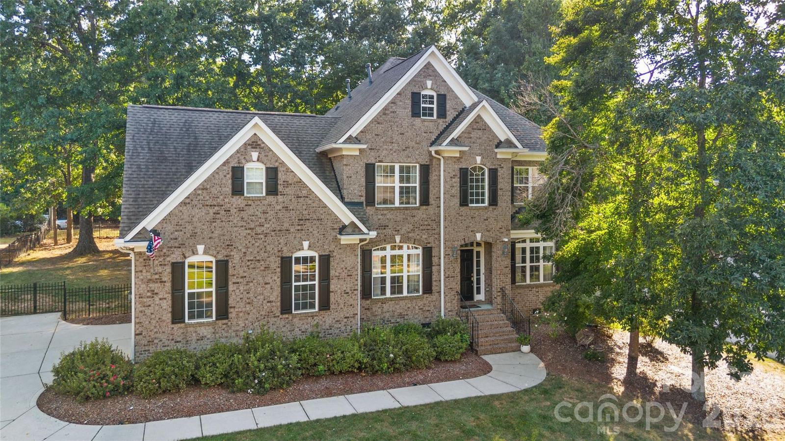 2612 Albatross Lane, Matthews, NC 28104 - Photo 2