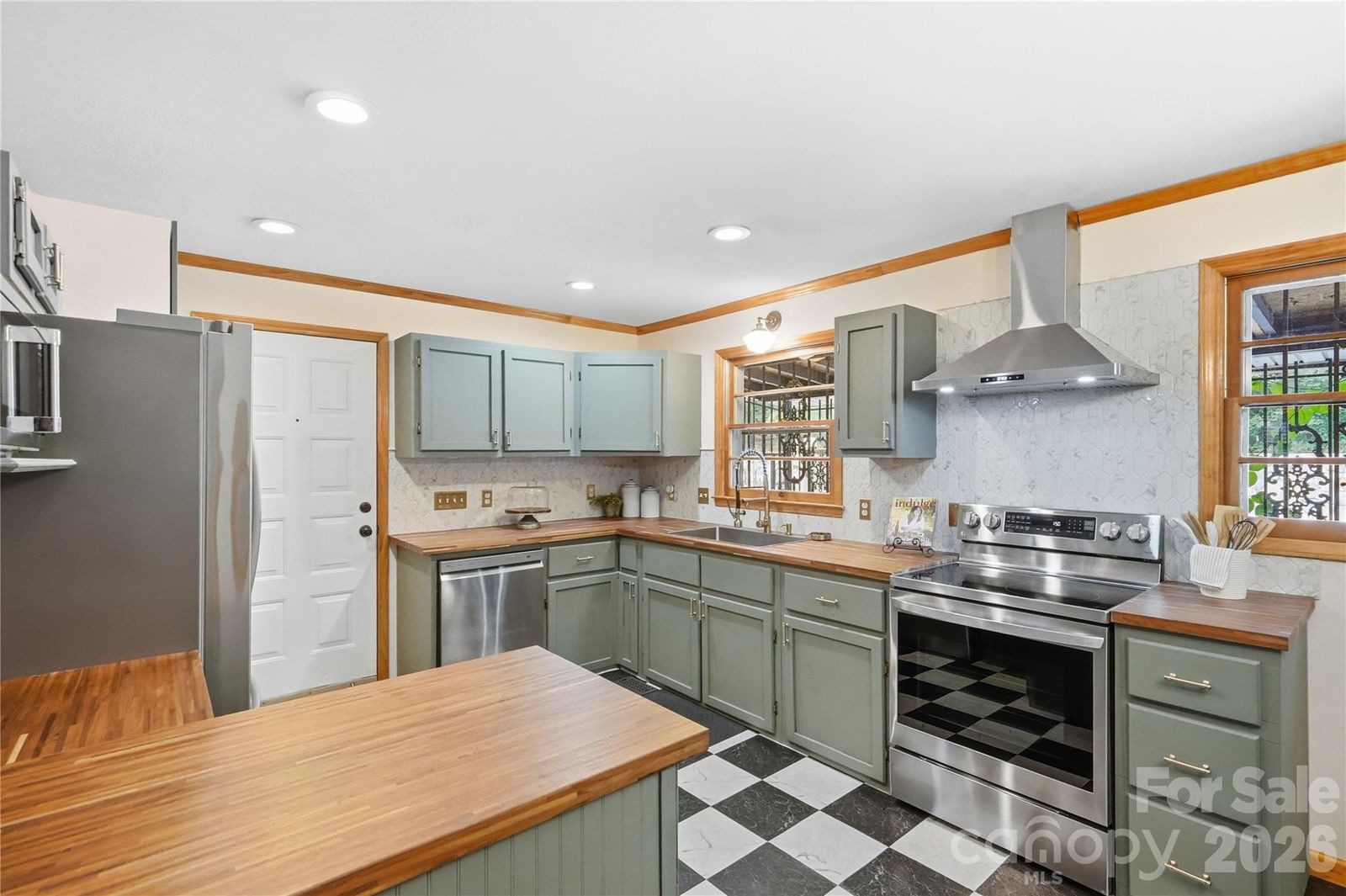 1471 Ontario Drive, Kannapolis, NC 28083 - Photo 2