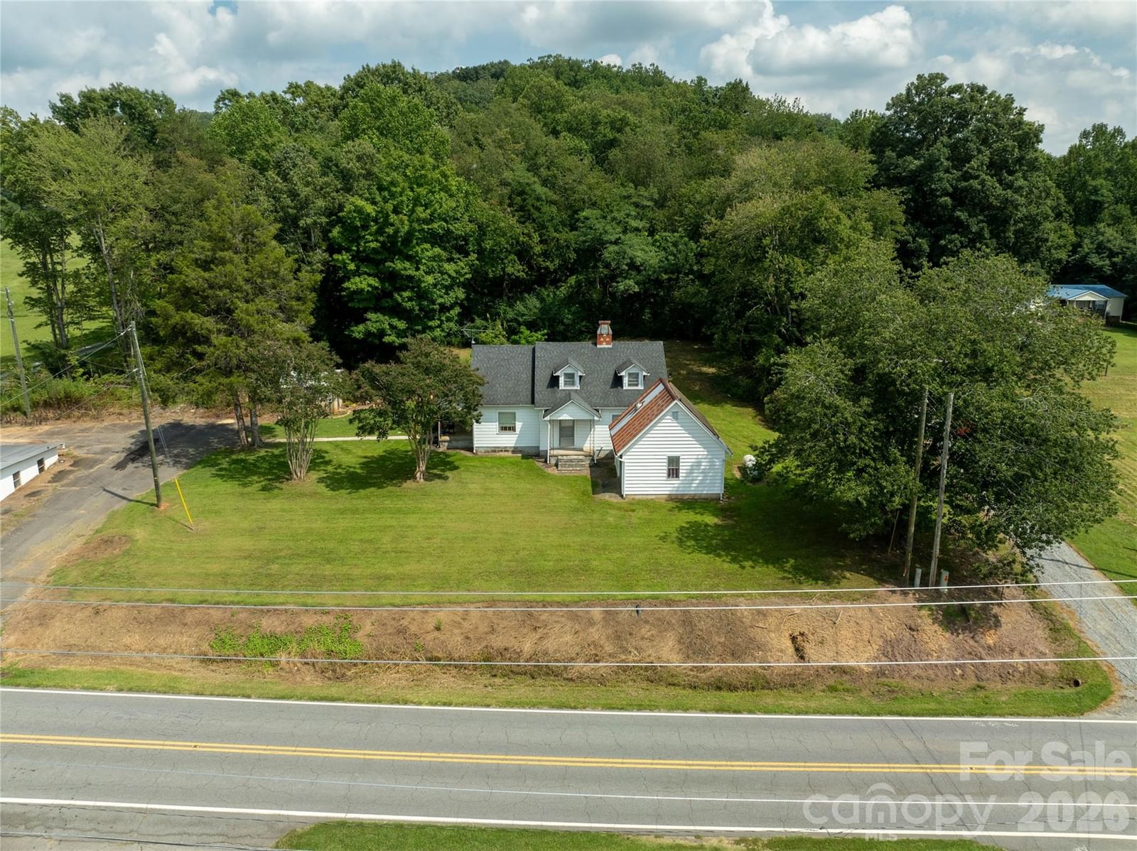 2316 Swan Creek Road, Jonesville, NC 28642 - Photo 2