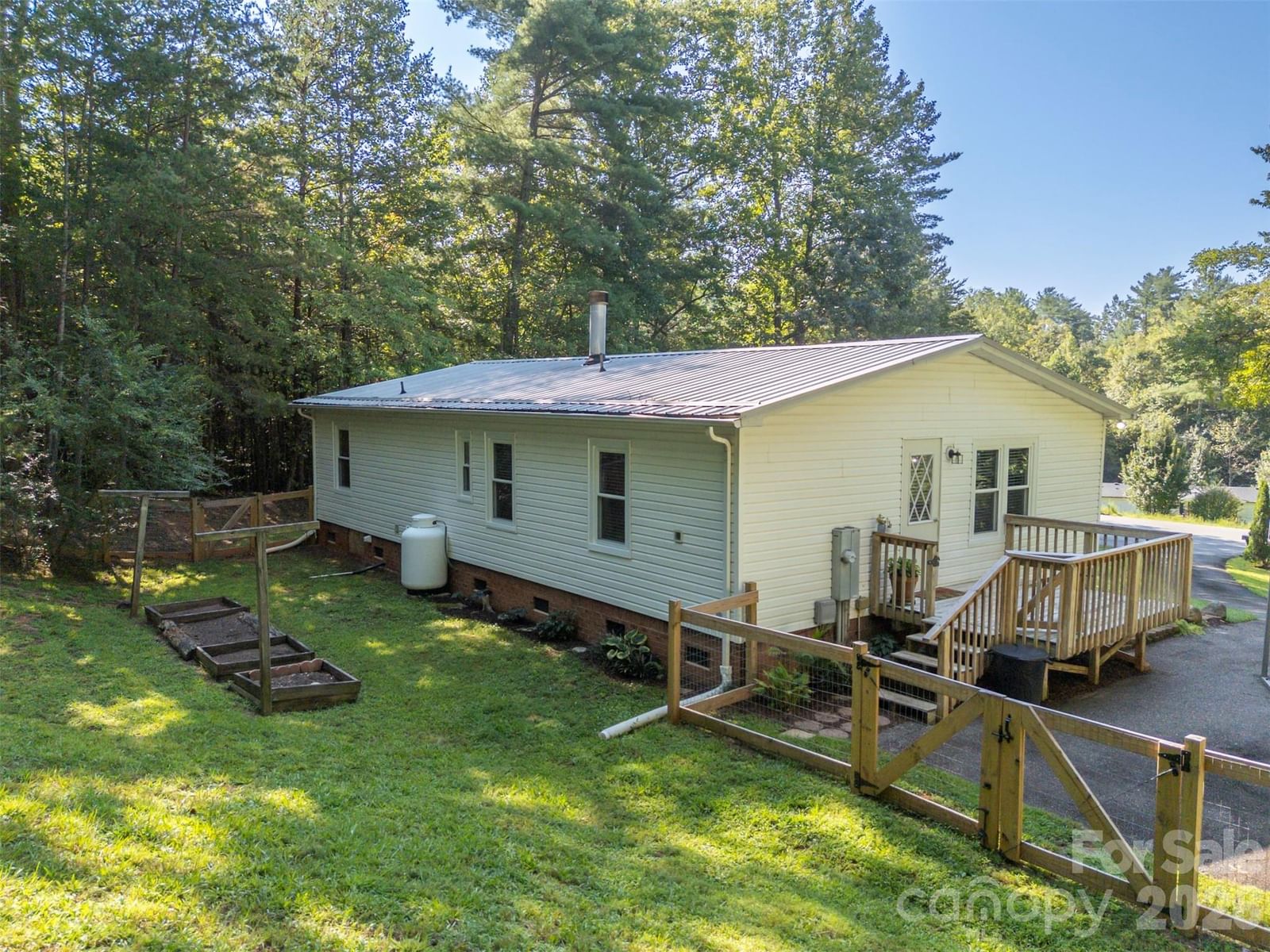 3011 Mill Race Court, Morganton, NC 28655 - Photo 4