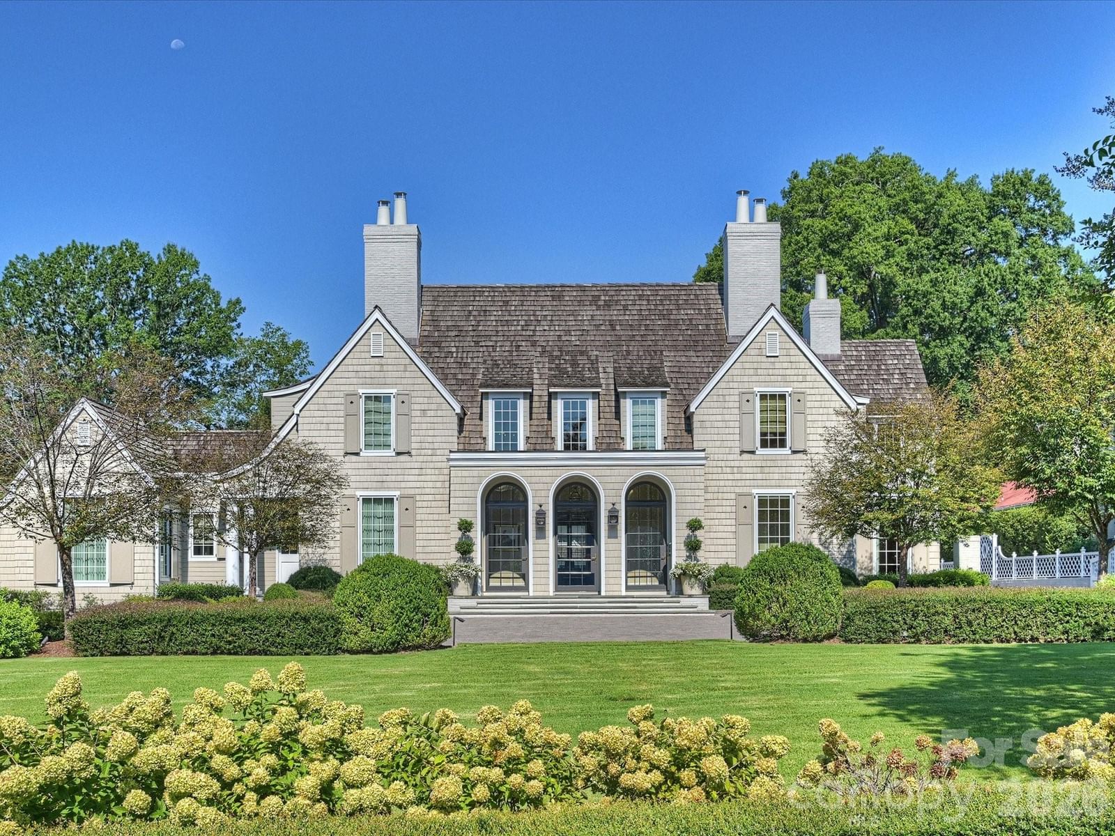 2414 Forest Drive, Charlotte, NC 28211