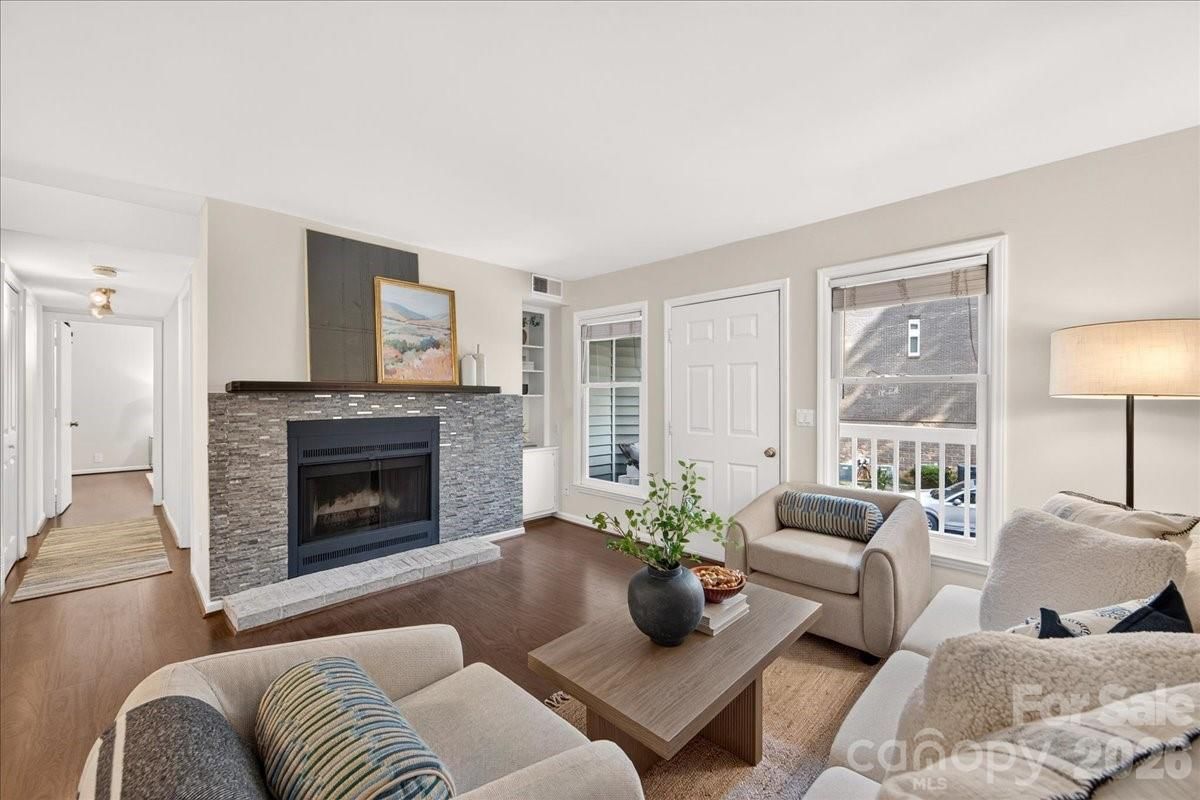 430 Queens Road #122, Charlotte, NC 28207 - Photo 2