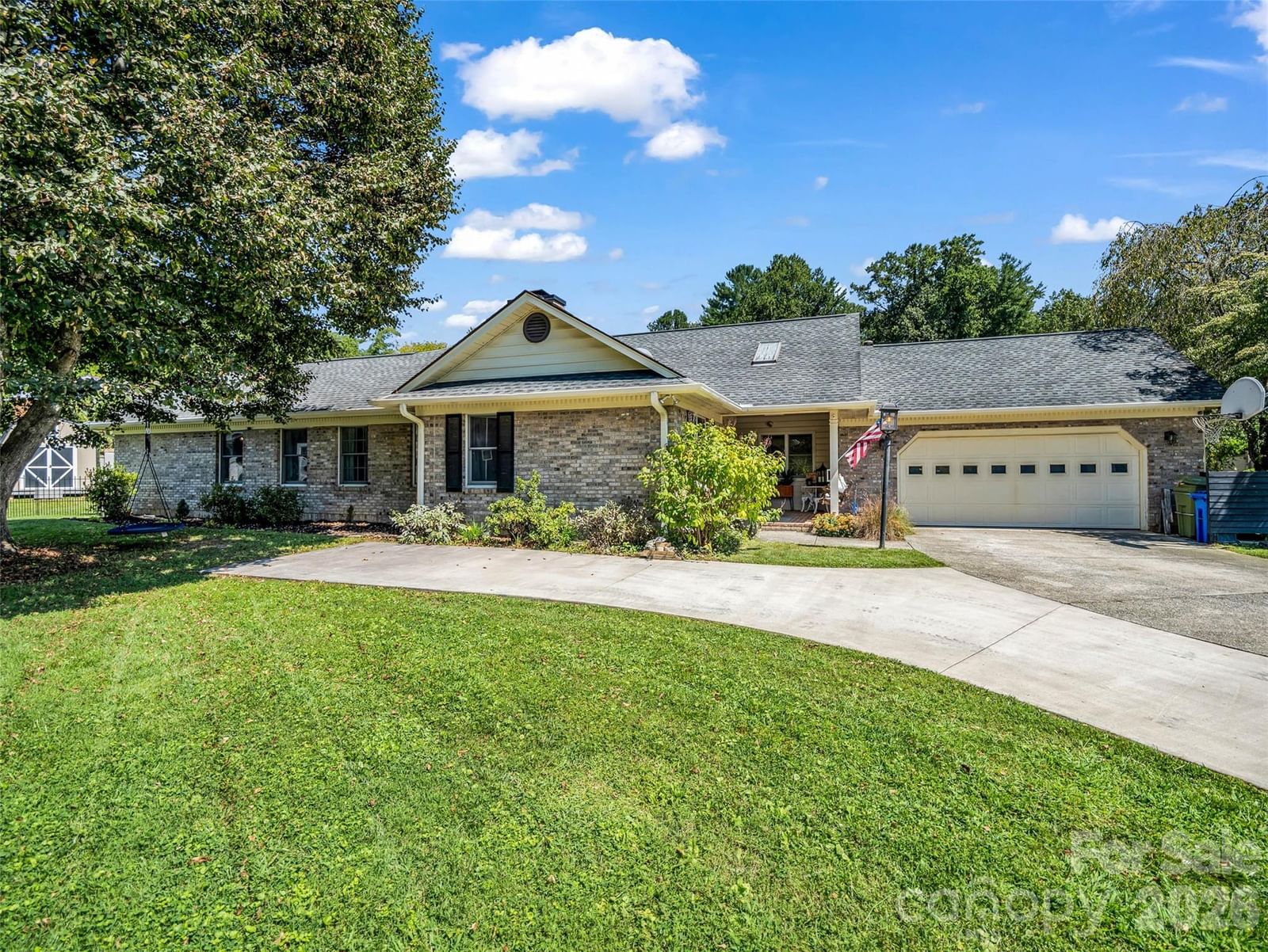 2365 Rosemont Court, Hendersonville, NC 28791 - Photo 3