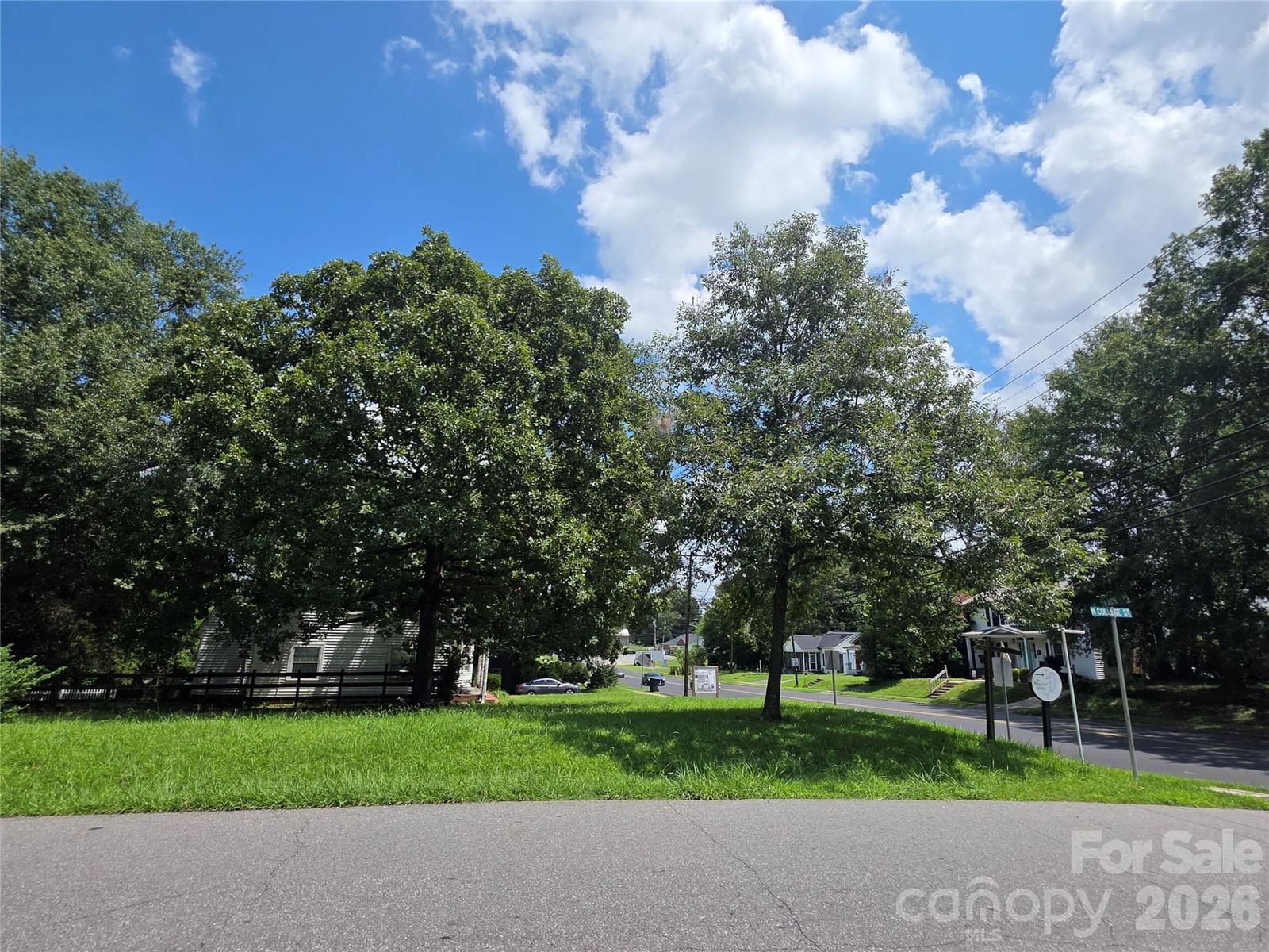 204 Trade Street, Dallas, NC 28034 - Photo 4