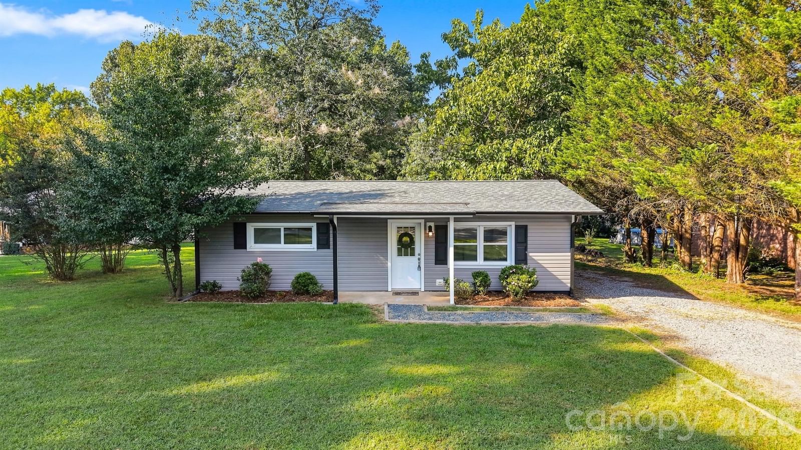 2938 11th Avenue, Hickory, NC 28602