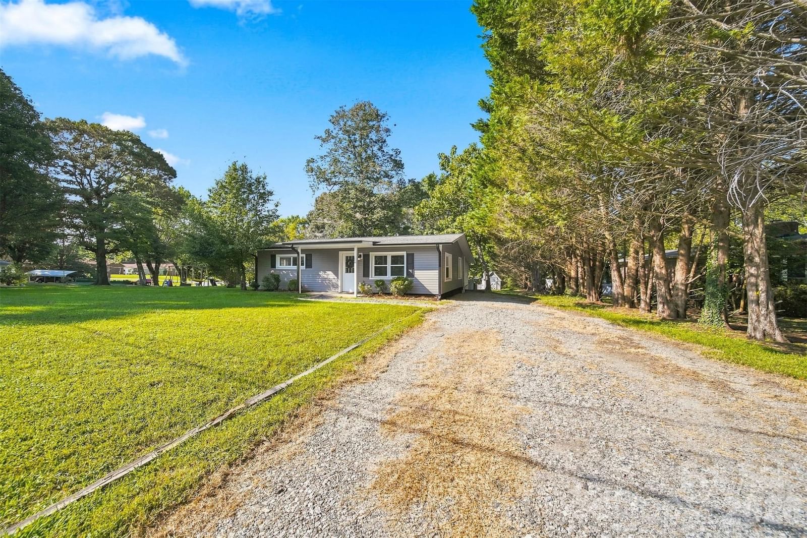 2938 11th Avenue, Hickory, NC 28602 - Photo 3