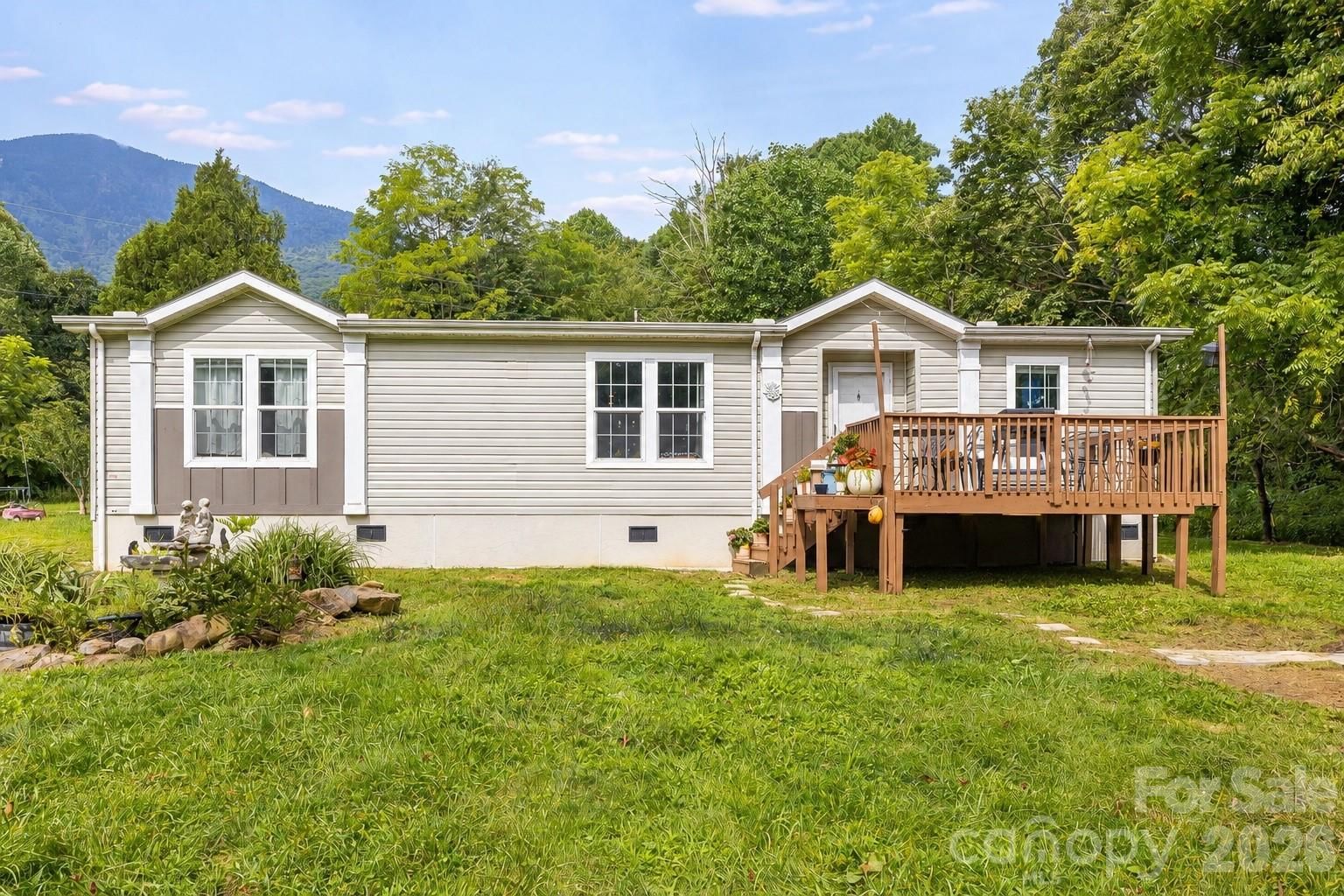36 Woodrat Drive, Burnsville, NC 28714
