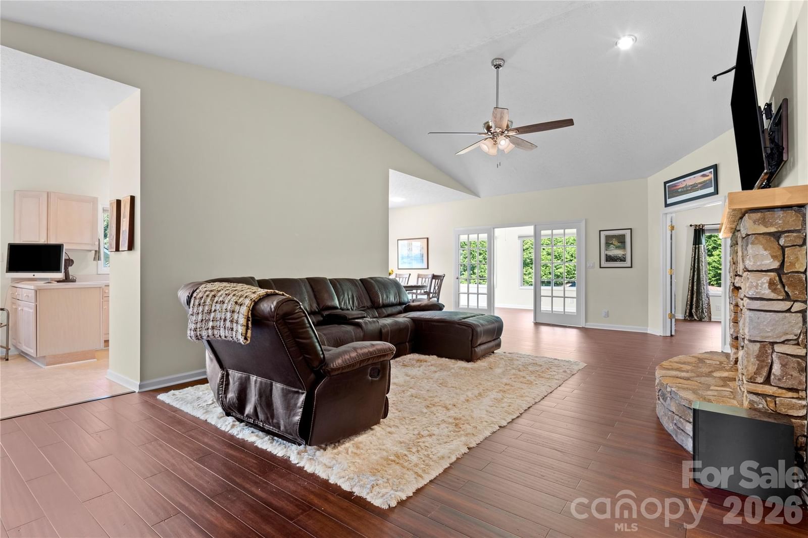14 Country Meadows Lane, Hendersonville, NC 28792 - Photo 3