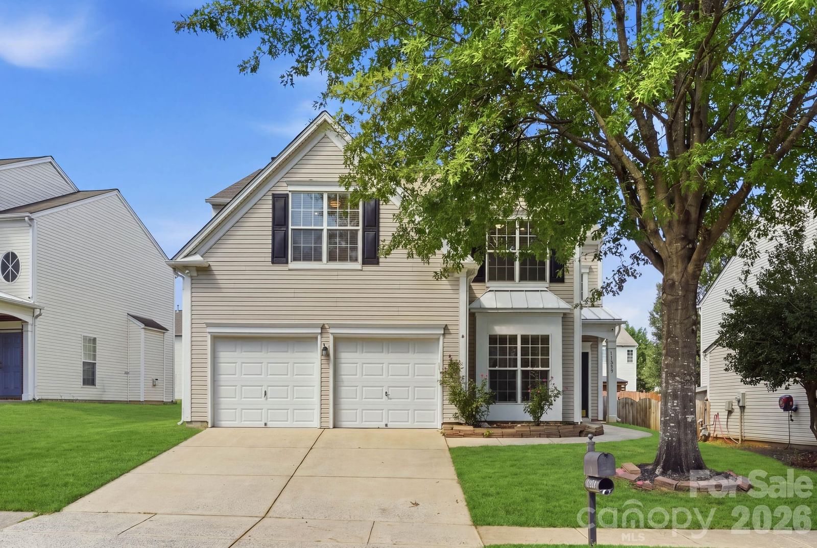 11239 Cypress View Drive, Charlotte, NC 28262 - Photo 2