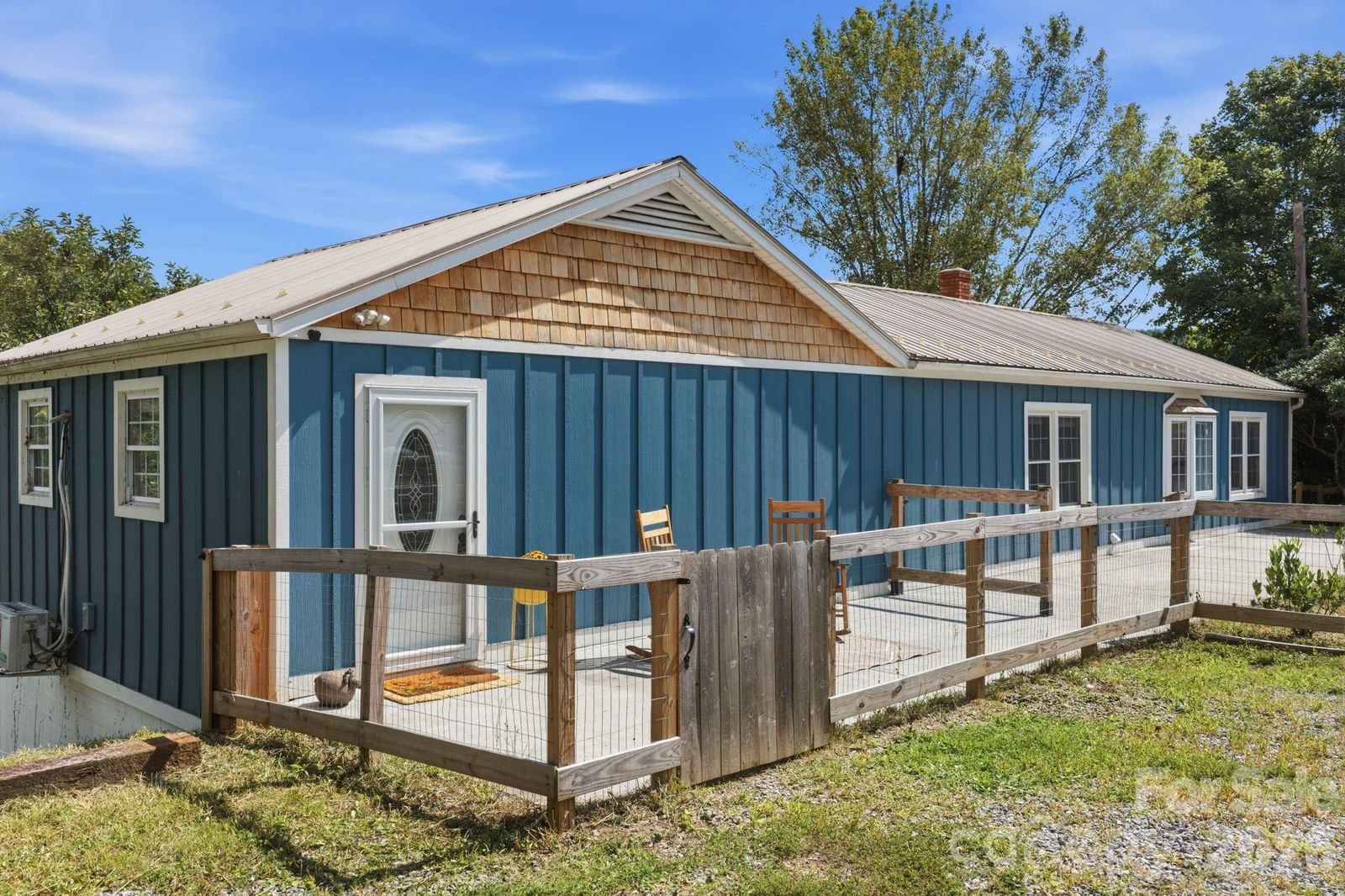 2119 Pisgah Drive, Canton, NC 28716 - Photo 2