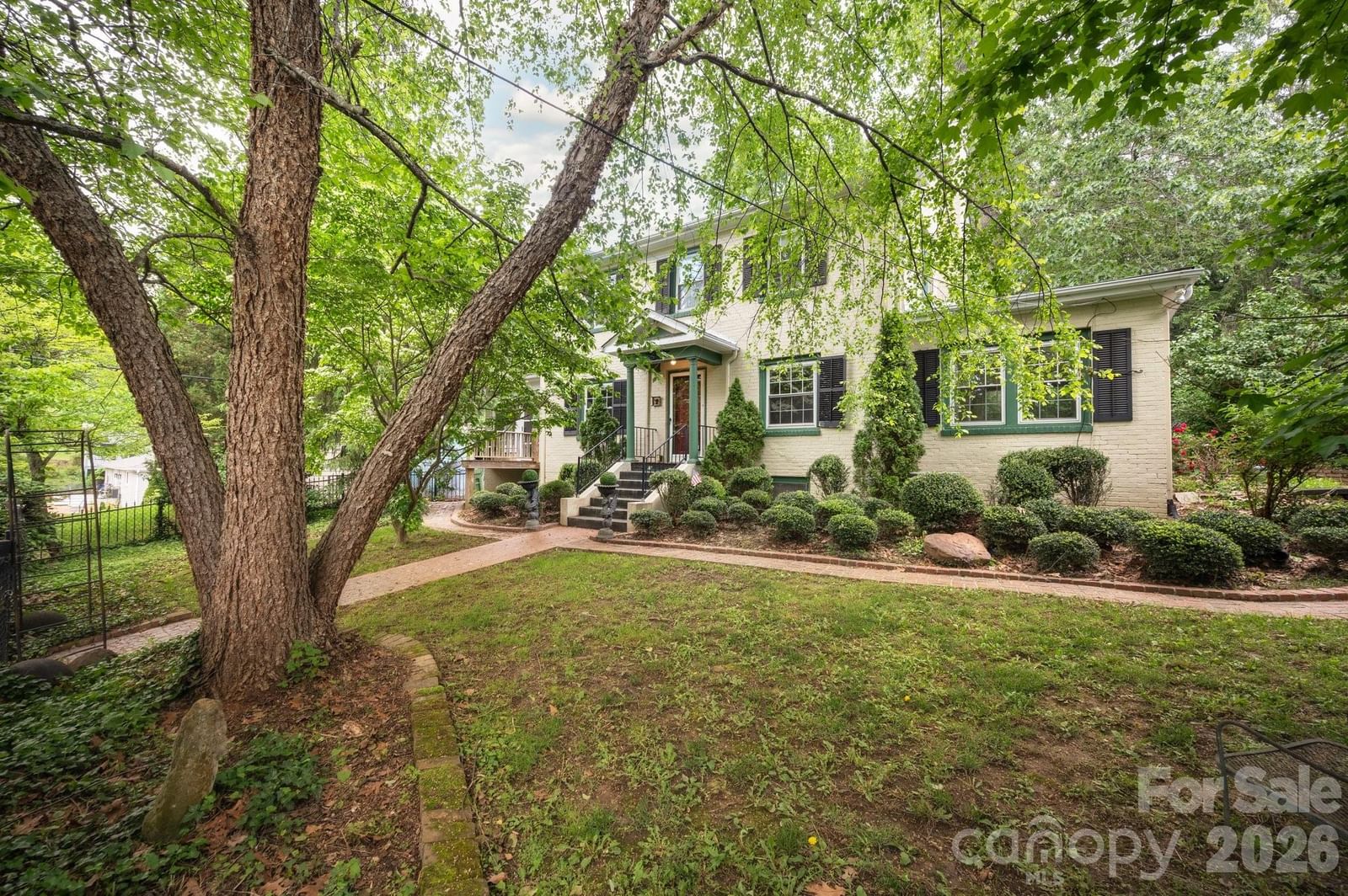 303 Country Club Road, Asheville, NC 28804 - Photo 1