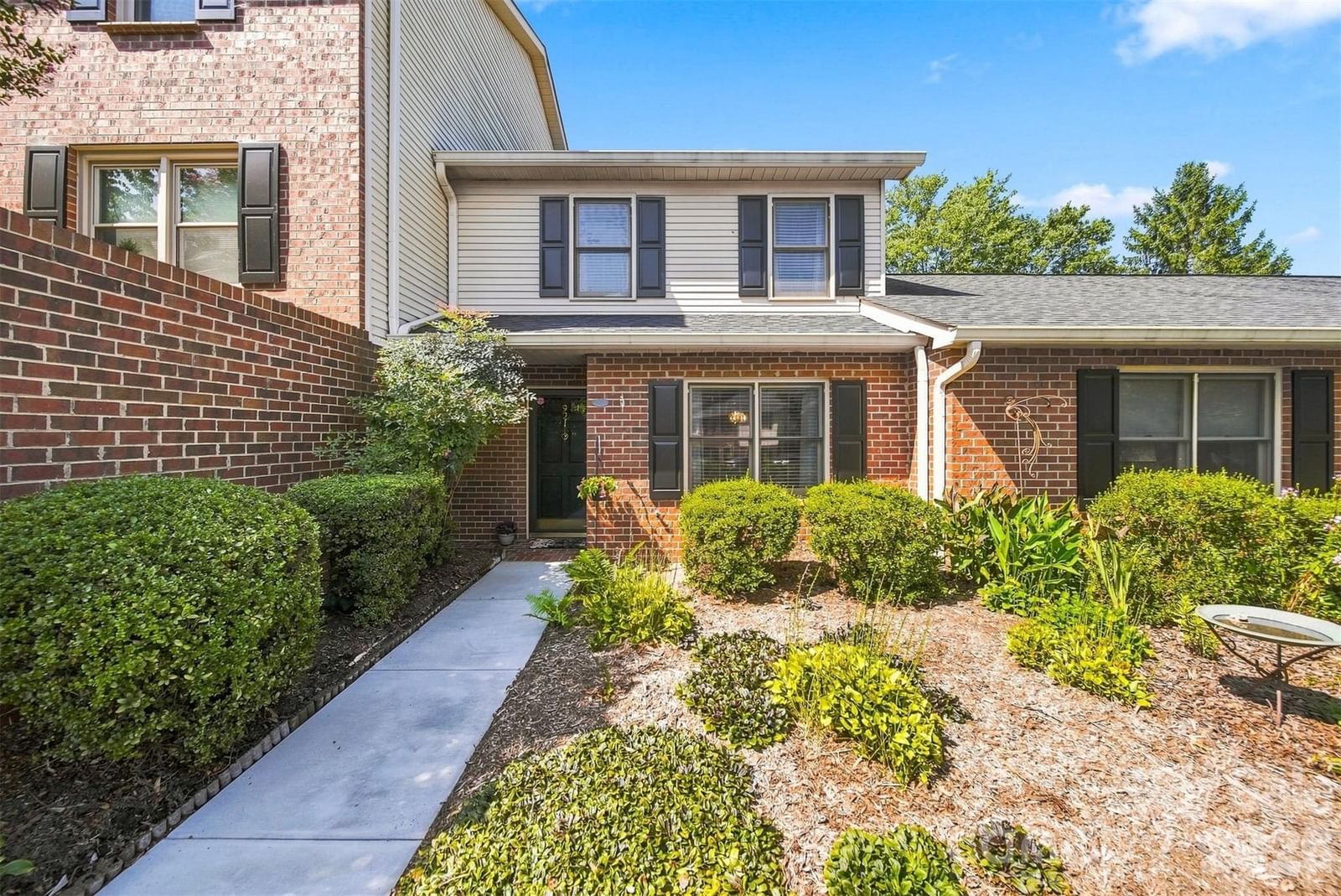 921 21st Avenue, Hickory, NC 28601