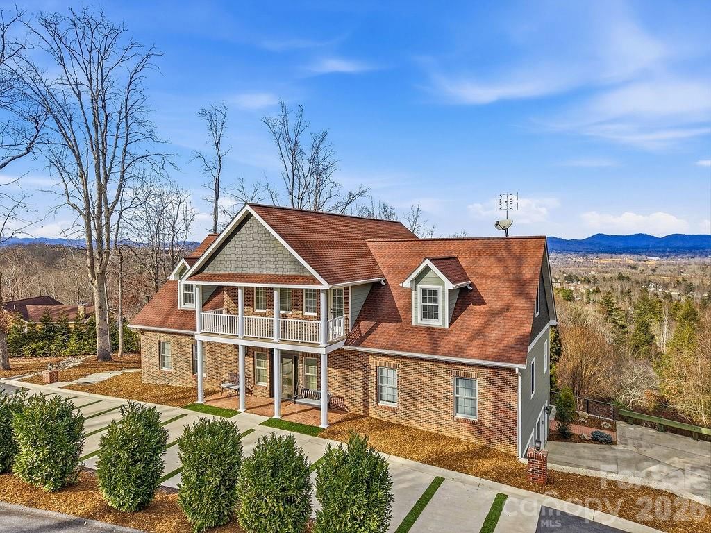 38 Sweetwater Oaks Drive, Fletcher, NC 28732 - Photo 2