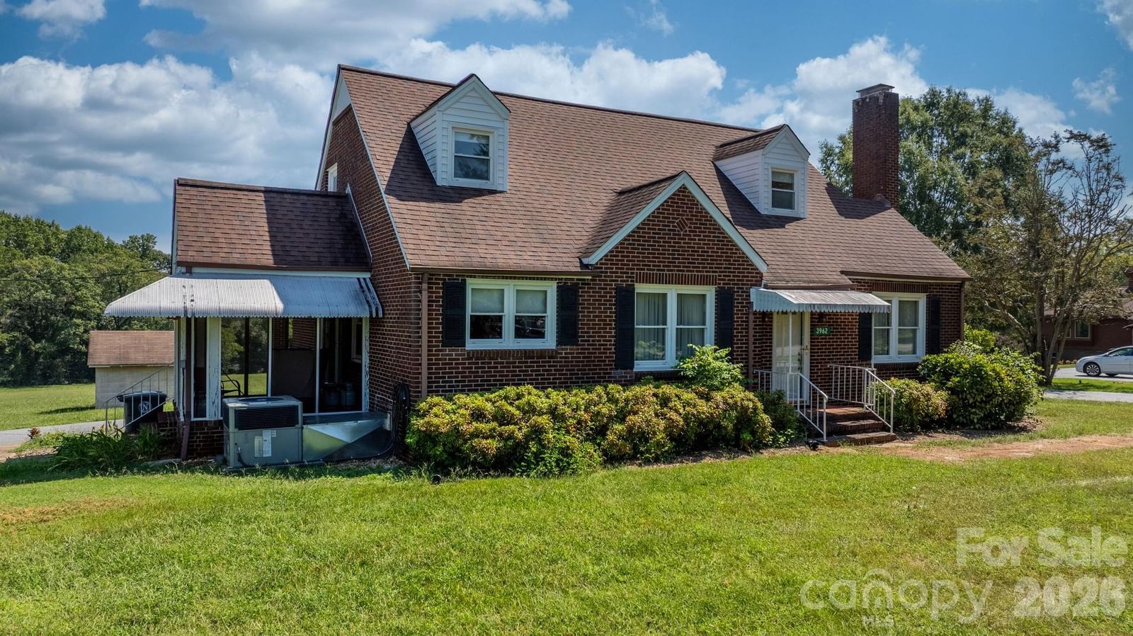 3962 Startown Road, Newton, NC 28658 - Photo 3