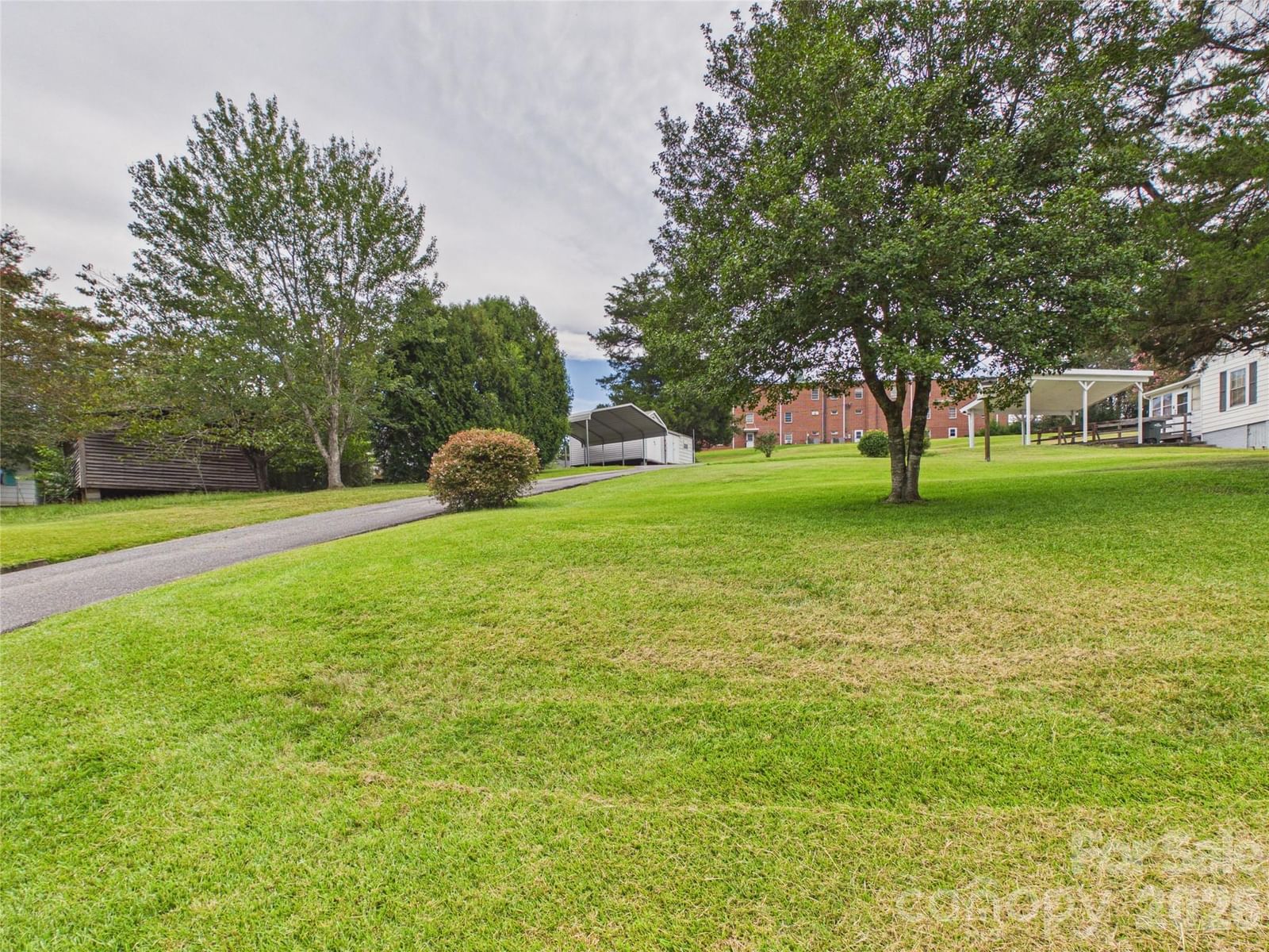 107 Mimosa Avenue, Rhodhiss, NC 28630 - Photo 4
