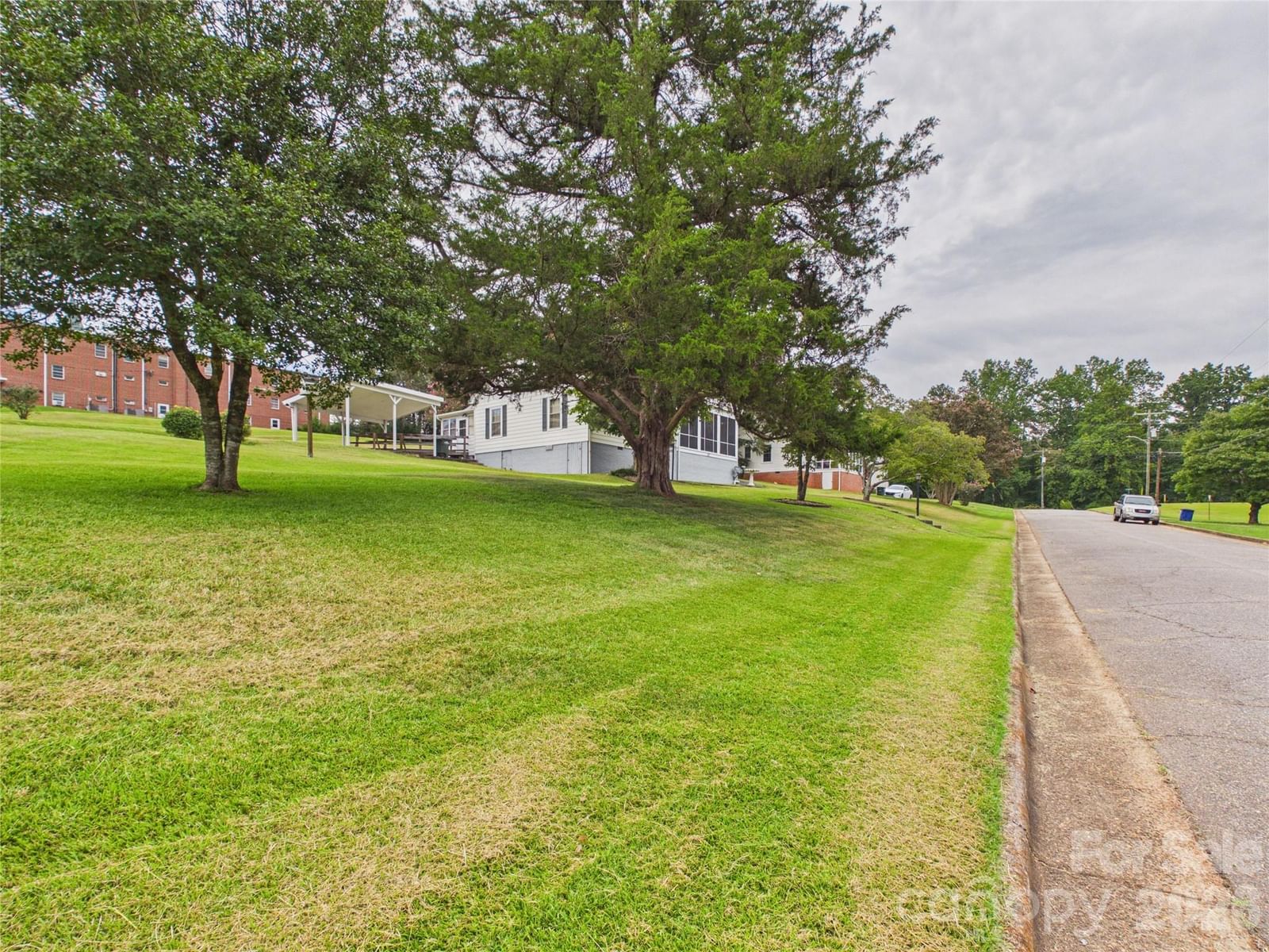107 Mimosa Avenue, Rhodhiss, NC 28630 - Photo 5
