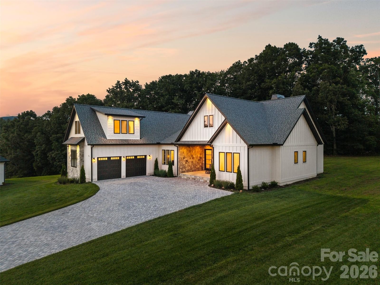 144 Golden Pasture Drive, Fletcher, NC 28732 - Photo 2