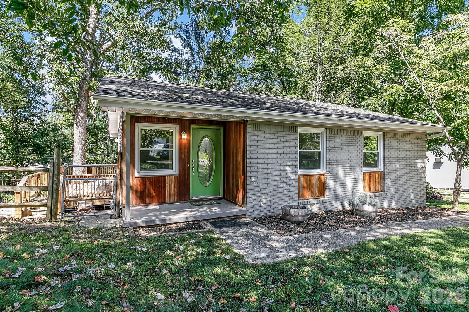 16 Merlin Way, Asheville, NC 28806 - Photo 2