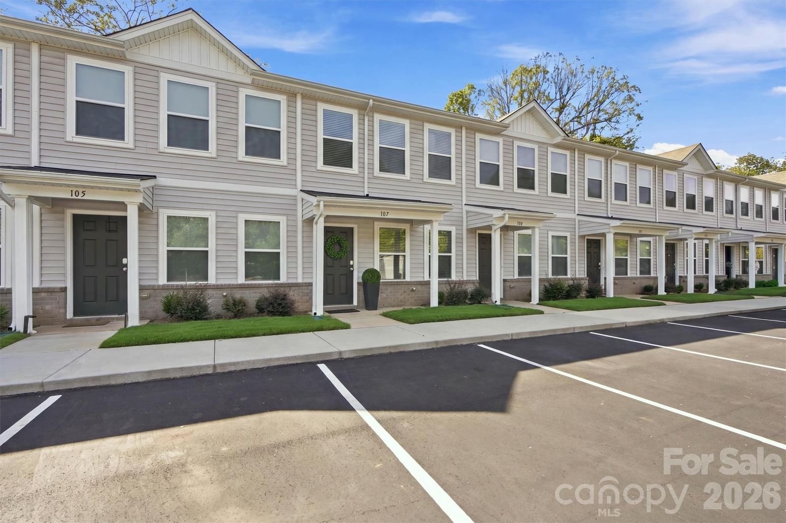107 Villa Lane, Lincolnton, NC 28092