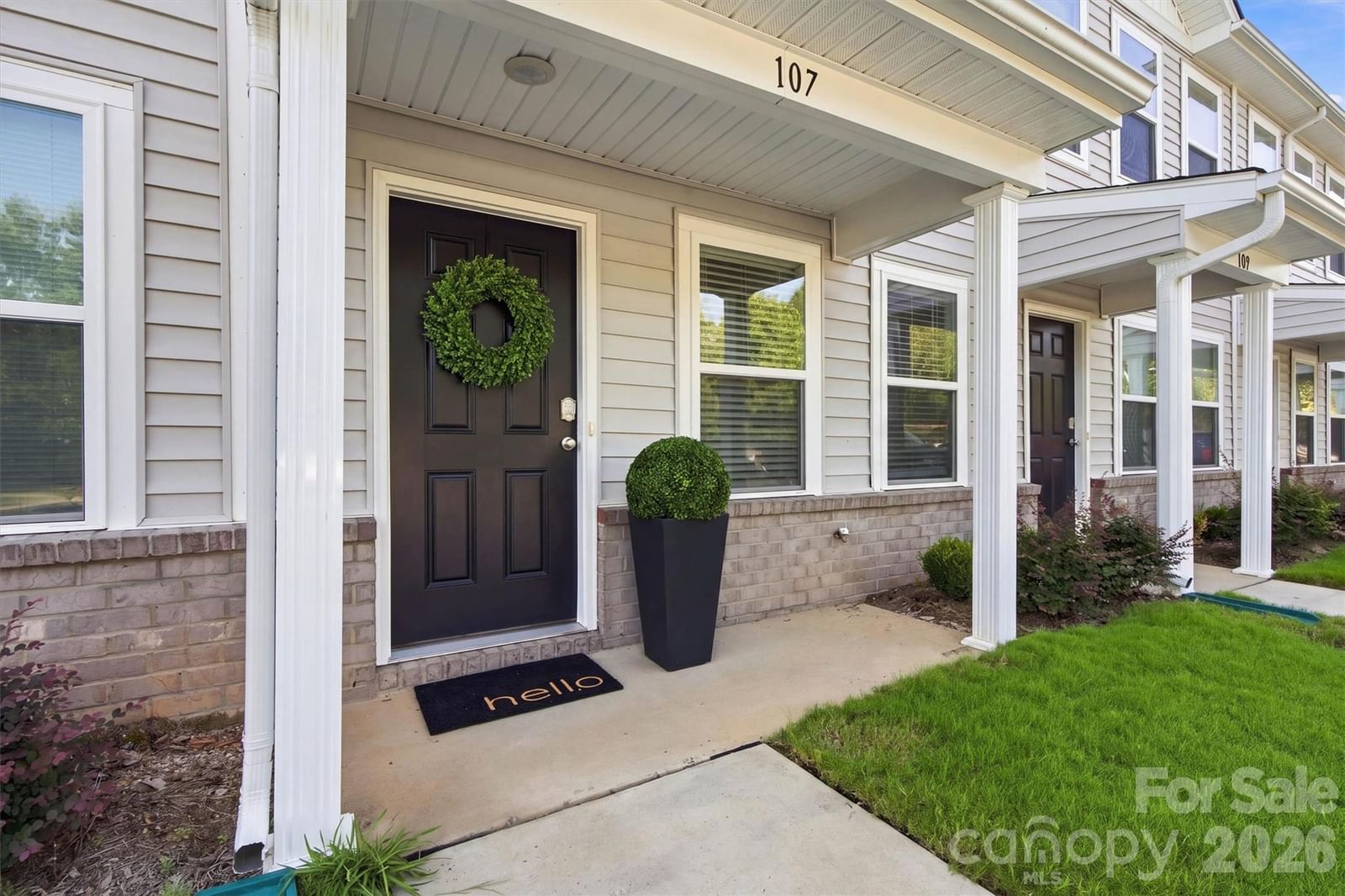 107 Villa Lane, Lincolnton, NC 28092 - Photo 2