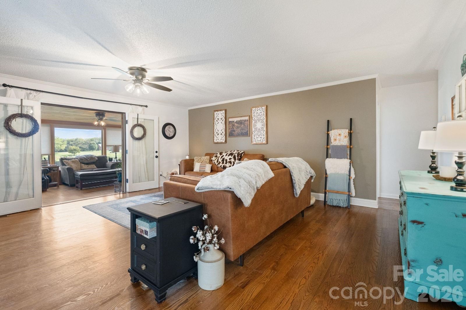 5000 Forest Ridge Drive, Hickory, NC 28602 - Photo 4