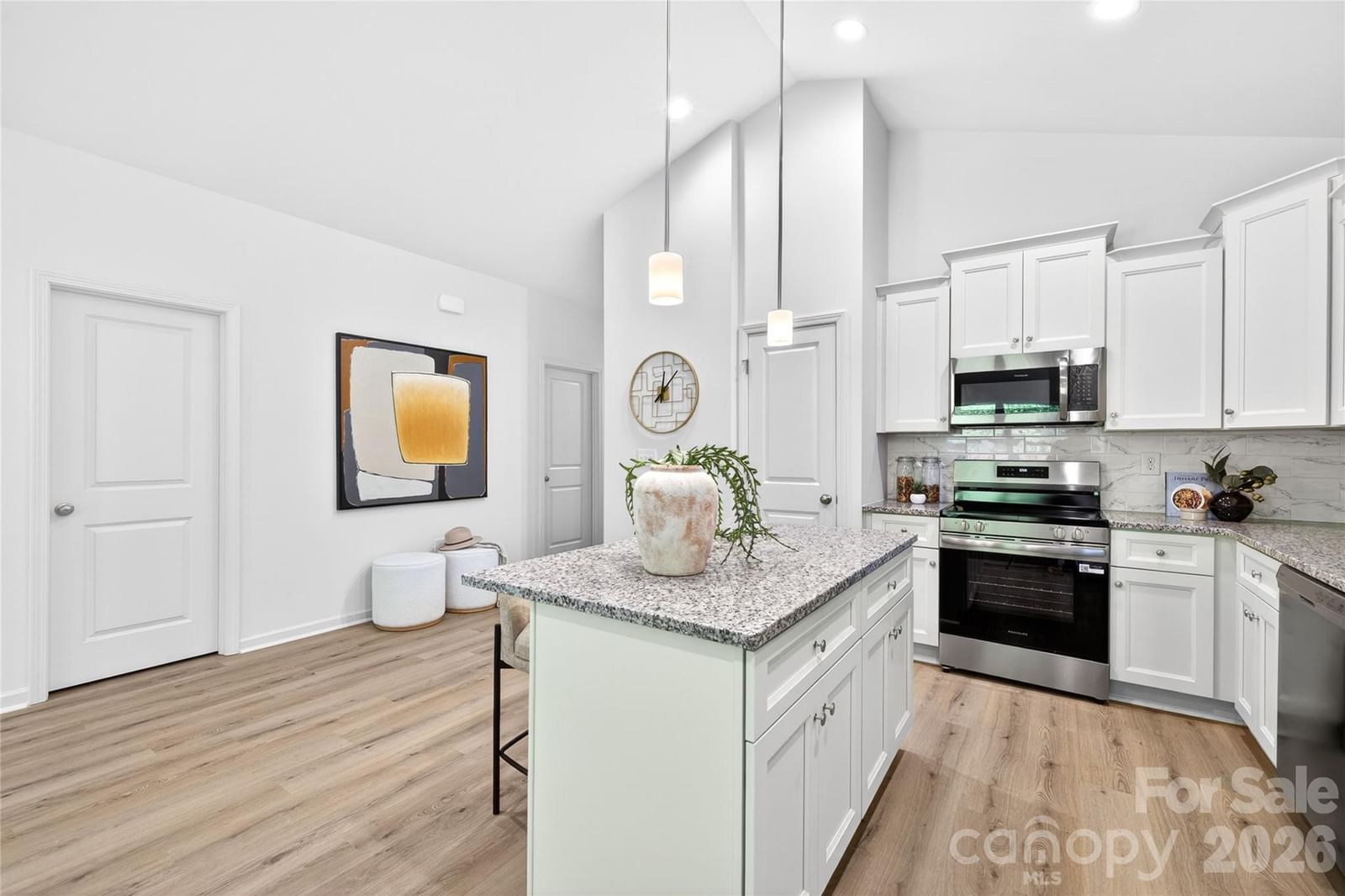 703 Railroad Street, Lowell, NC 28098 - Photo 5