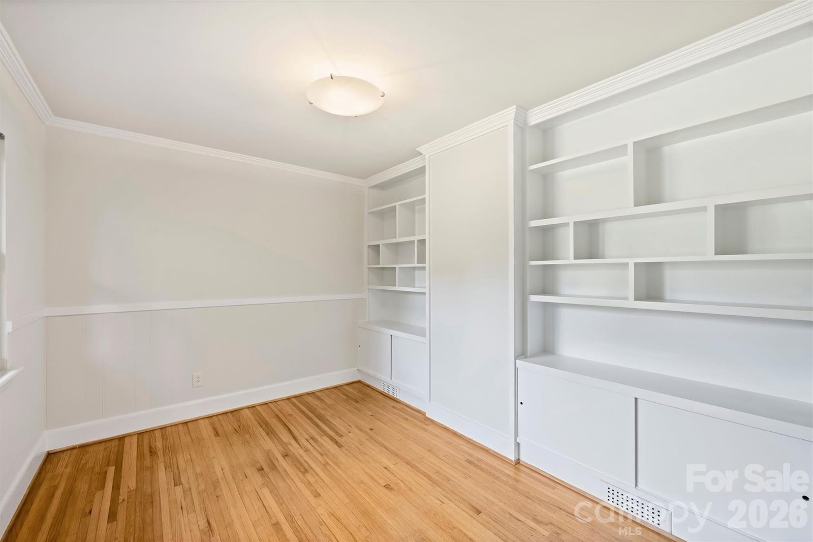 9436 Glen Brook Drive, Charlotte, NC 28215 - Photo 5