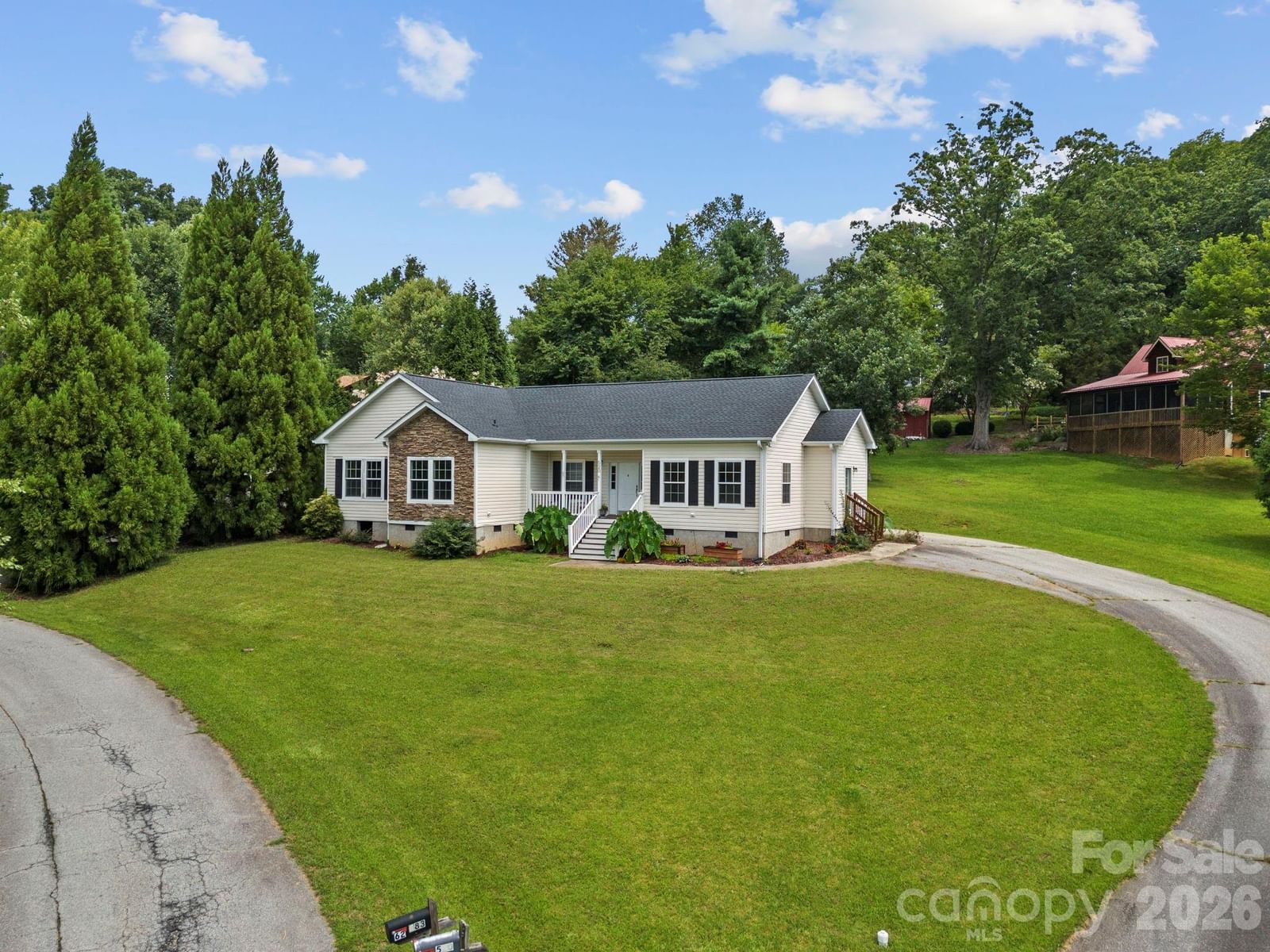 97 Meadowview Drive, Saluda, NC 28773 - Photo 2