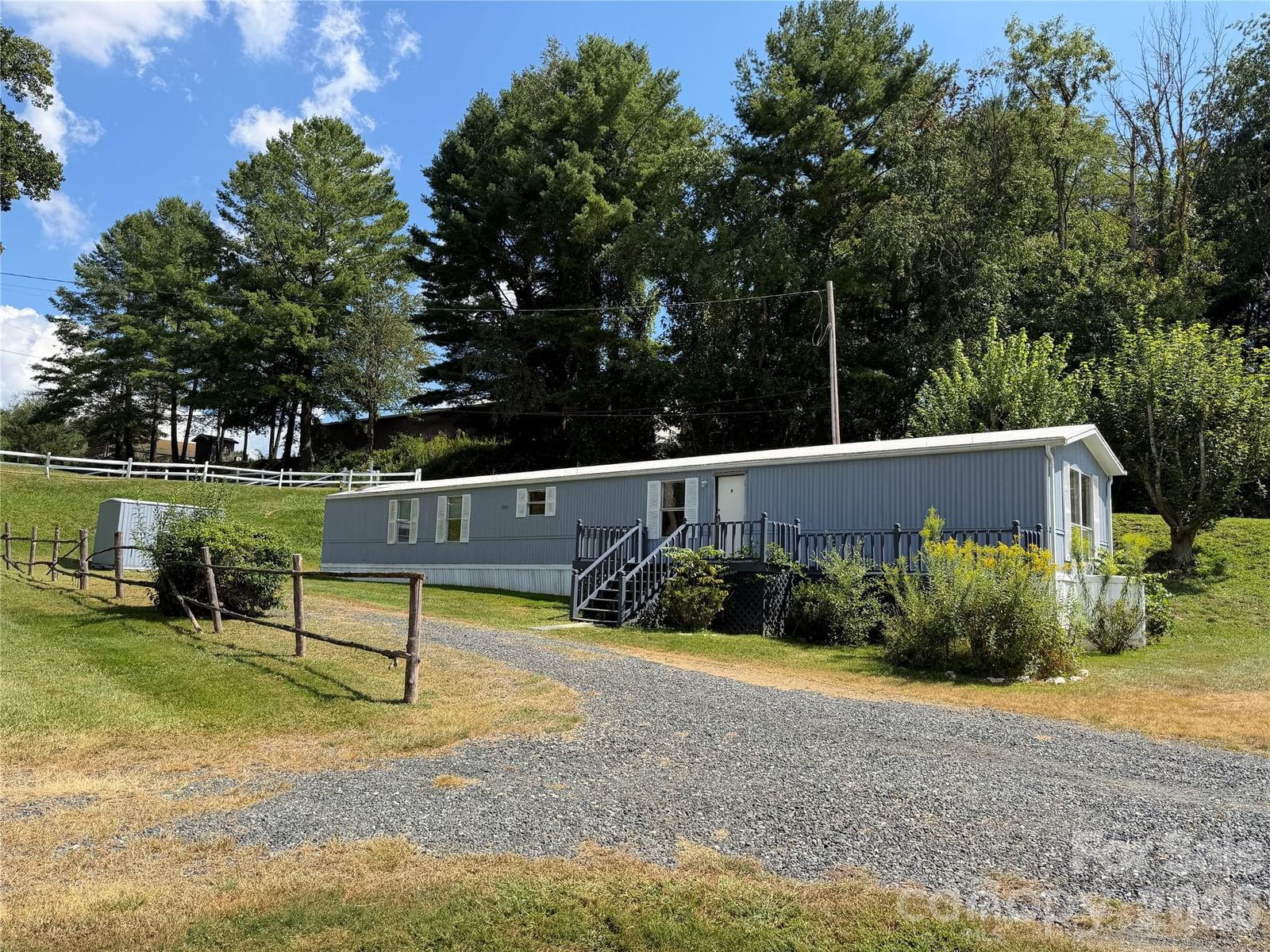 18 Wheeler Hills Road, Burnsville, NC 28714 - Photo 2