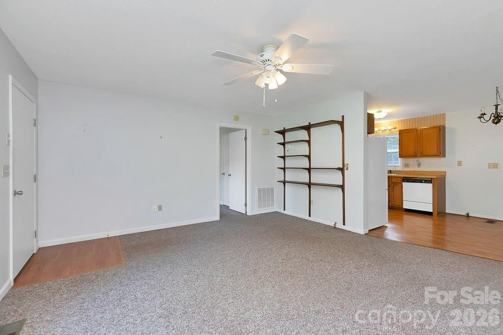 234 Resada Drive, Brevard, NC 28712 - Photo 4