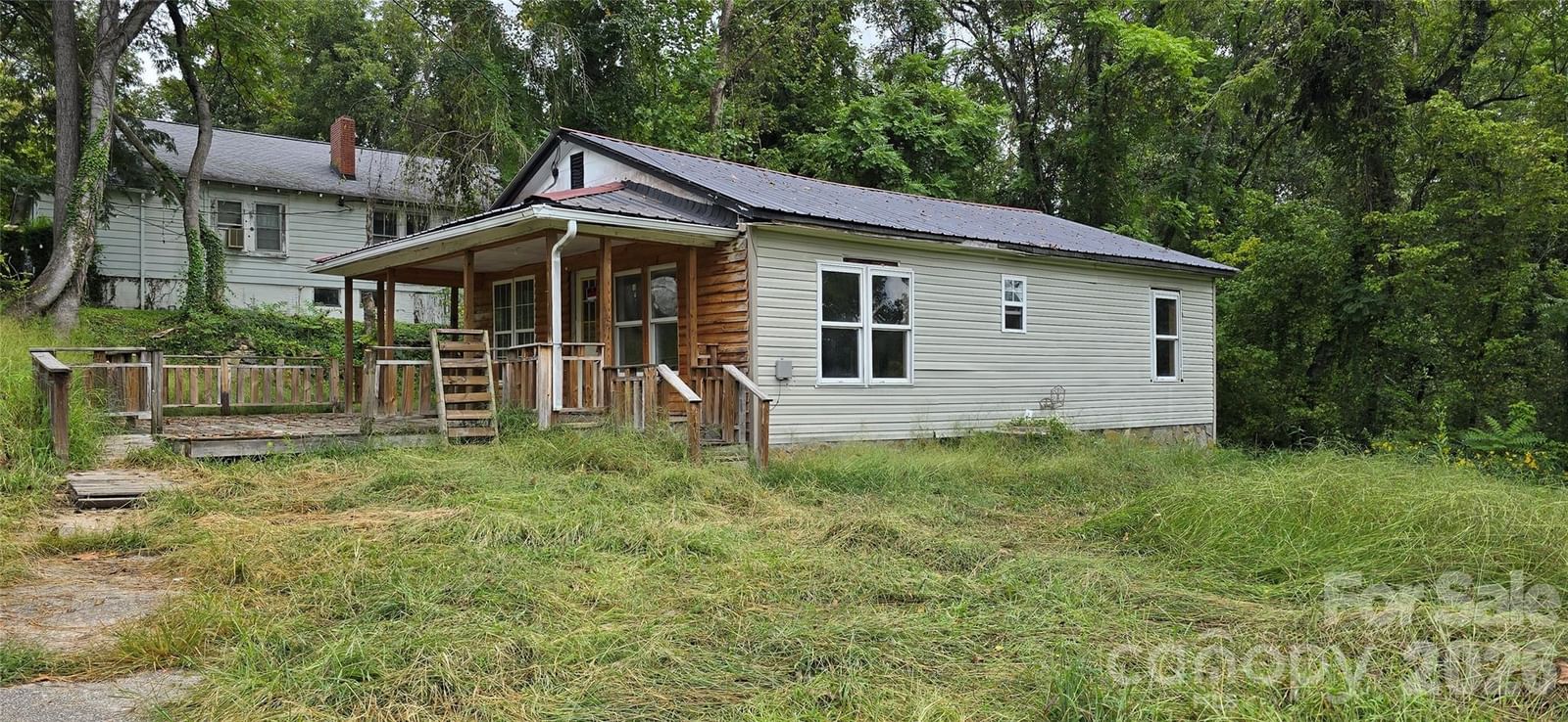 502 Healan Place, Lenoir, NC 28645 - Photo 3