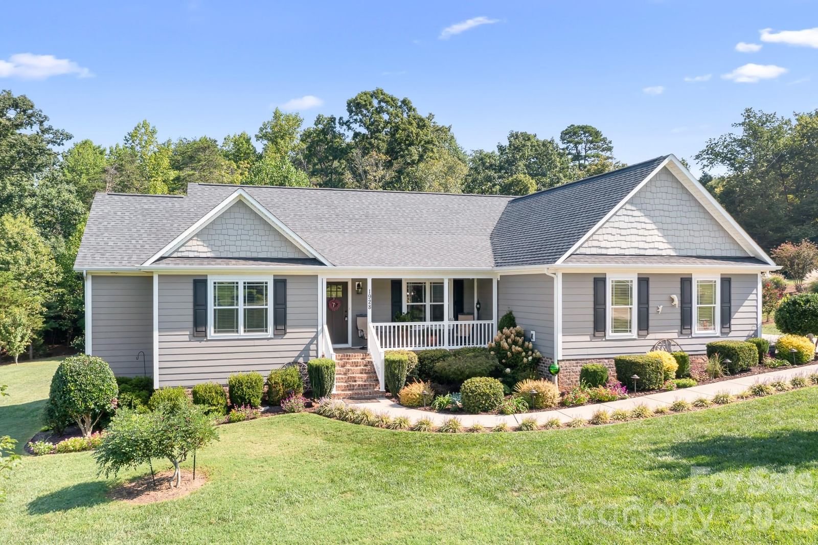 1928 Cordia Circle, Newton, NC 28658