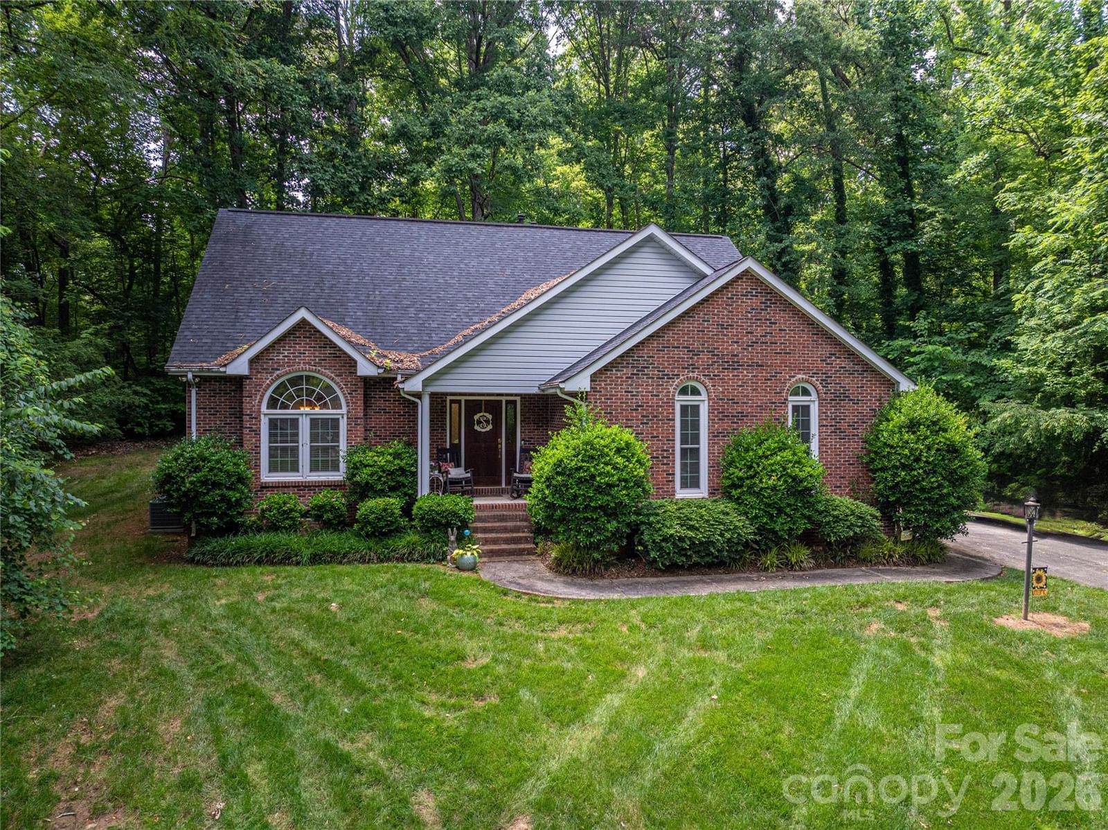 645 Deerfield Drive, Mount Holly, NC 28120 - Photo 2