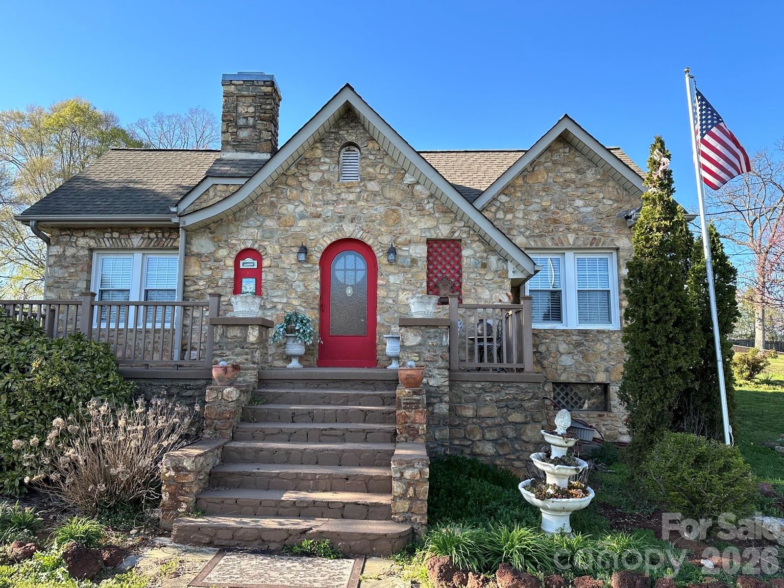 106 Myrtle Street, Morganton, NC 28655
