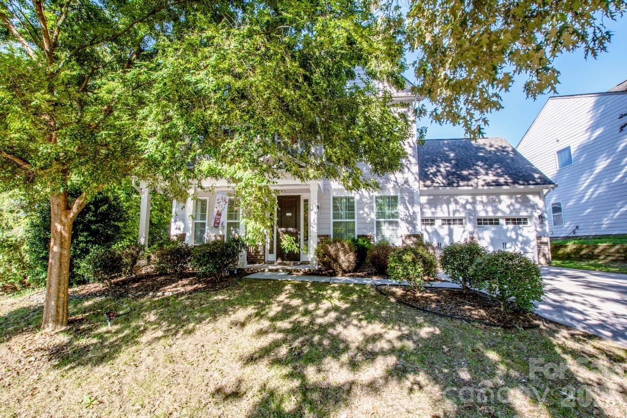 19921 Wooden Tee Drive, Davidson, NC 28036 - Photo 2