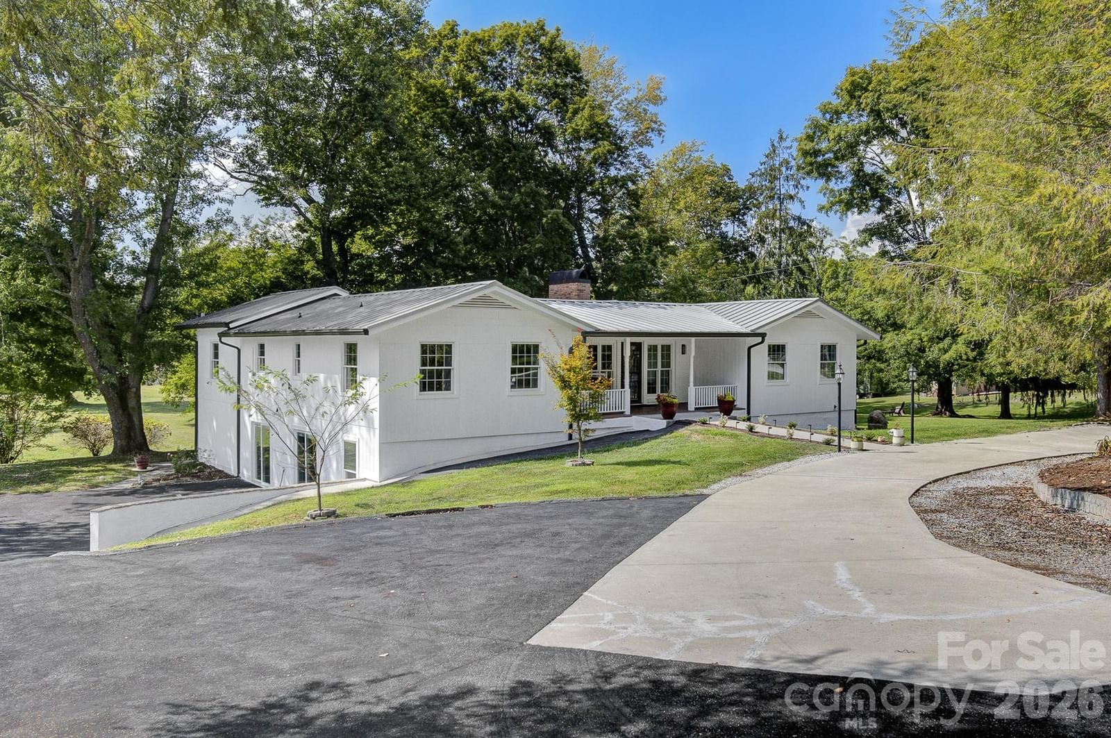 211 Pinner Road, Arden, NC 28704