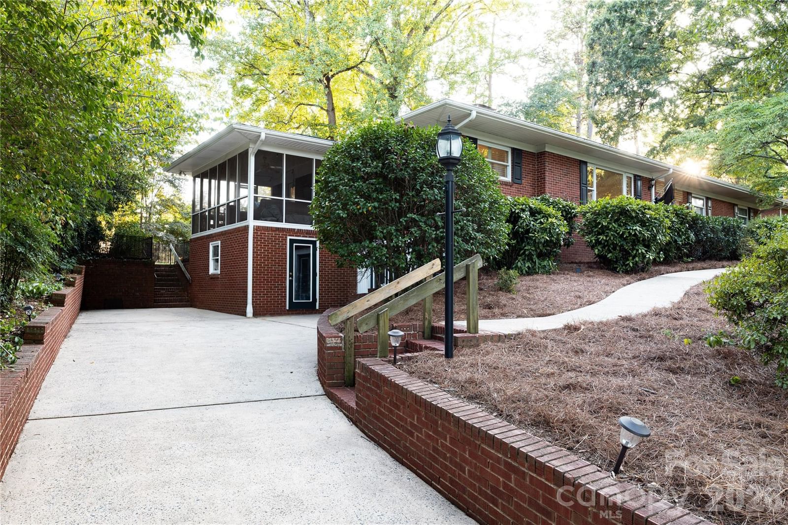 4764 Stafford Circle, Charlotte, NC 28211 - Photo 3