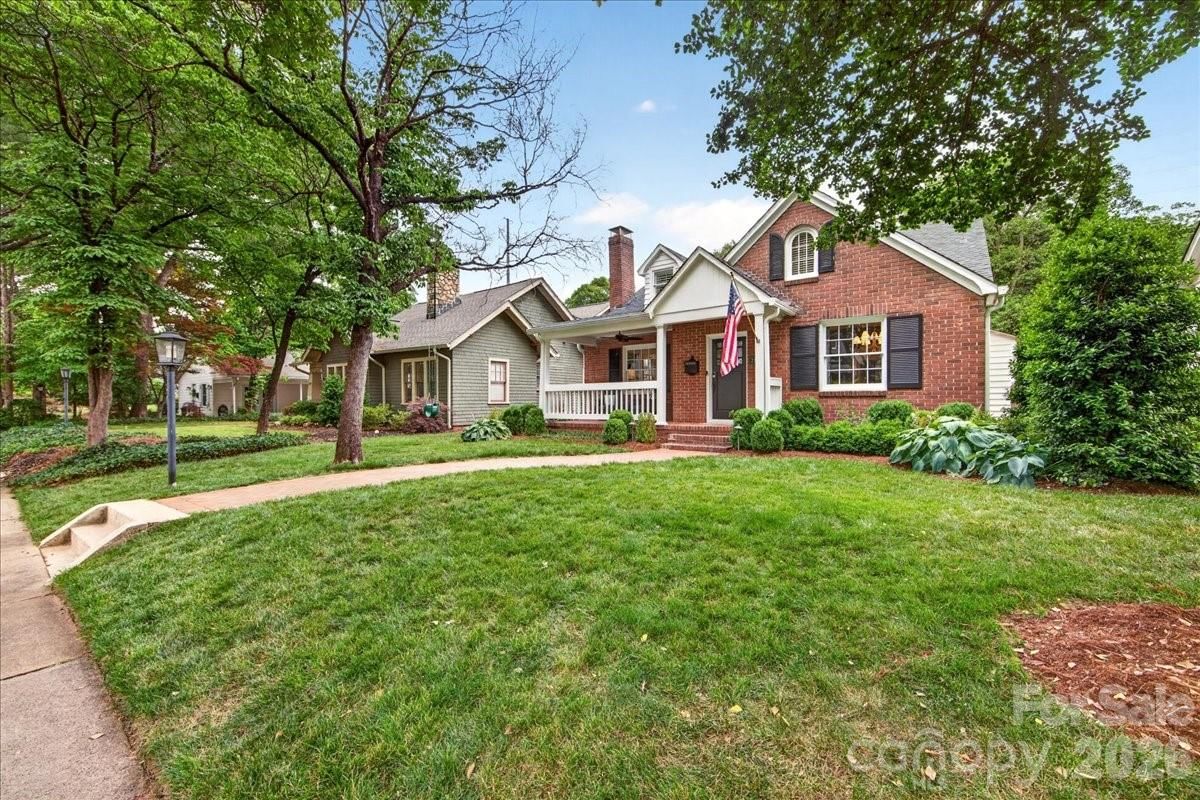 2121 Charlotte Drive, Charlotte, NC 28203 - Photo 2