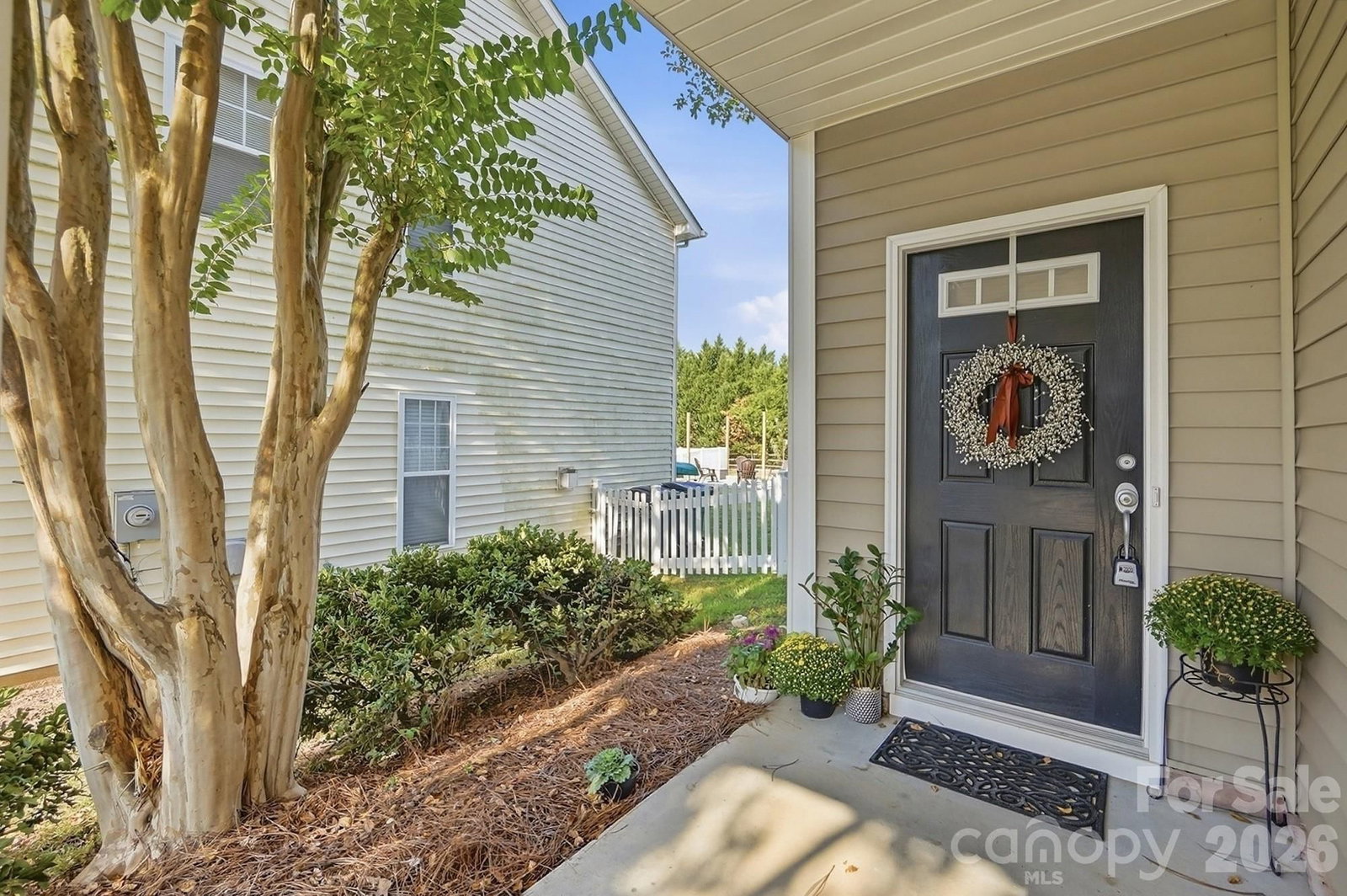 1813 Crabapple Tree Lane, Charlotte, NC 28214 - Photo 2