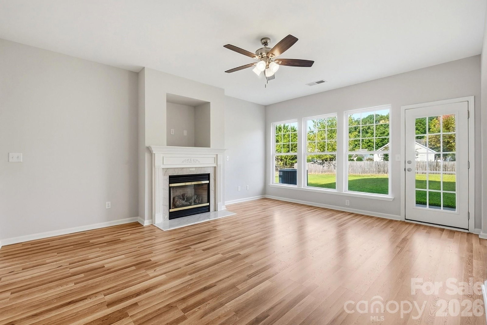 1813 Crabapple Tree Lane, Charlotte, NC 28214 - Photo 4