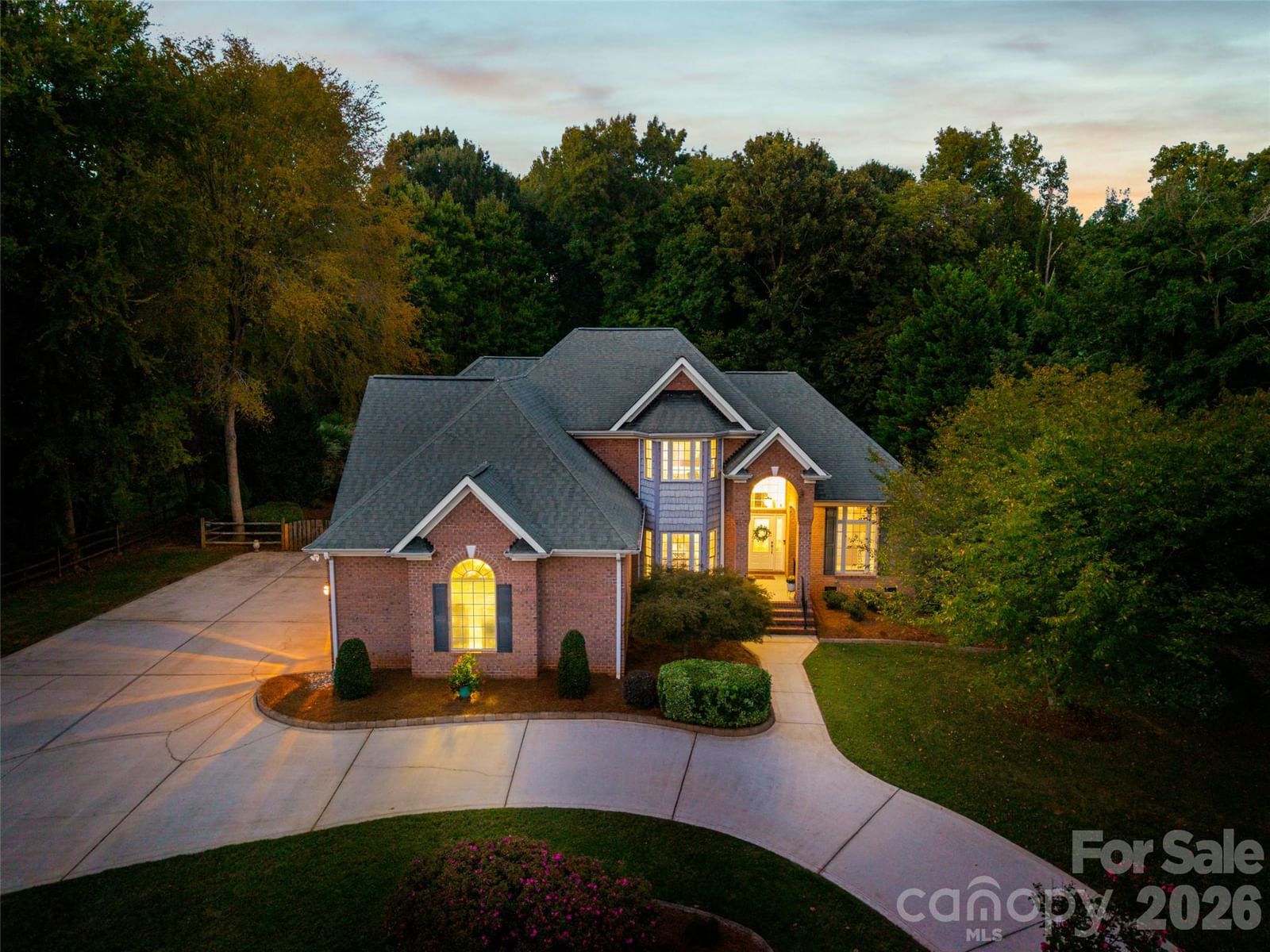 131 Summerfield Court, Lake Wylie, SC 29710 - Photo 3