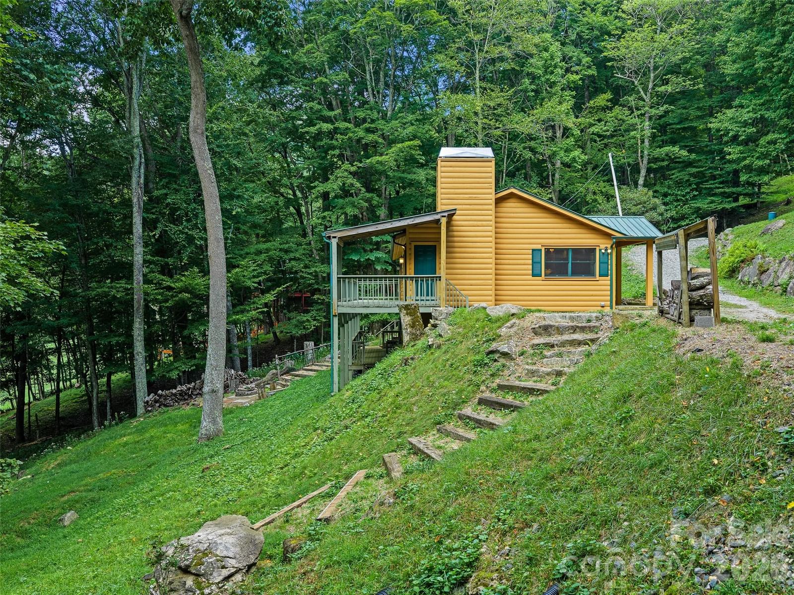 73 Oak Ridge Court, Mars Hill, NC 28754 - Photo 2