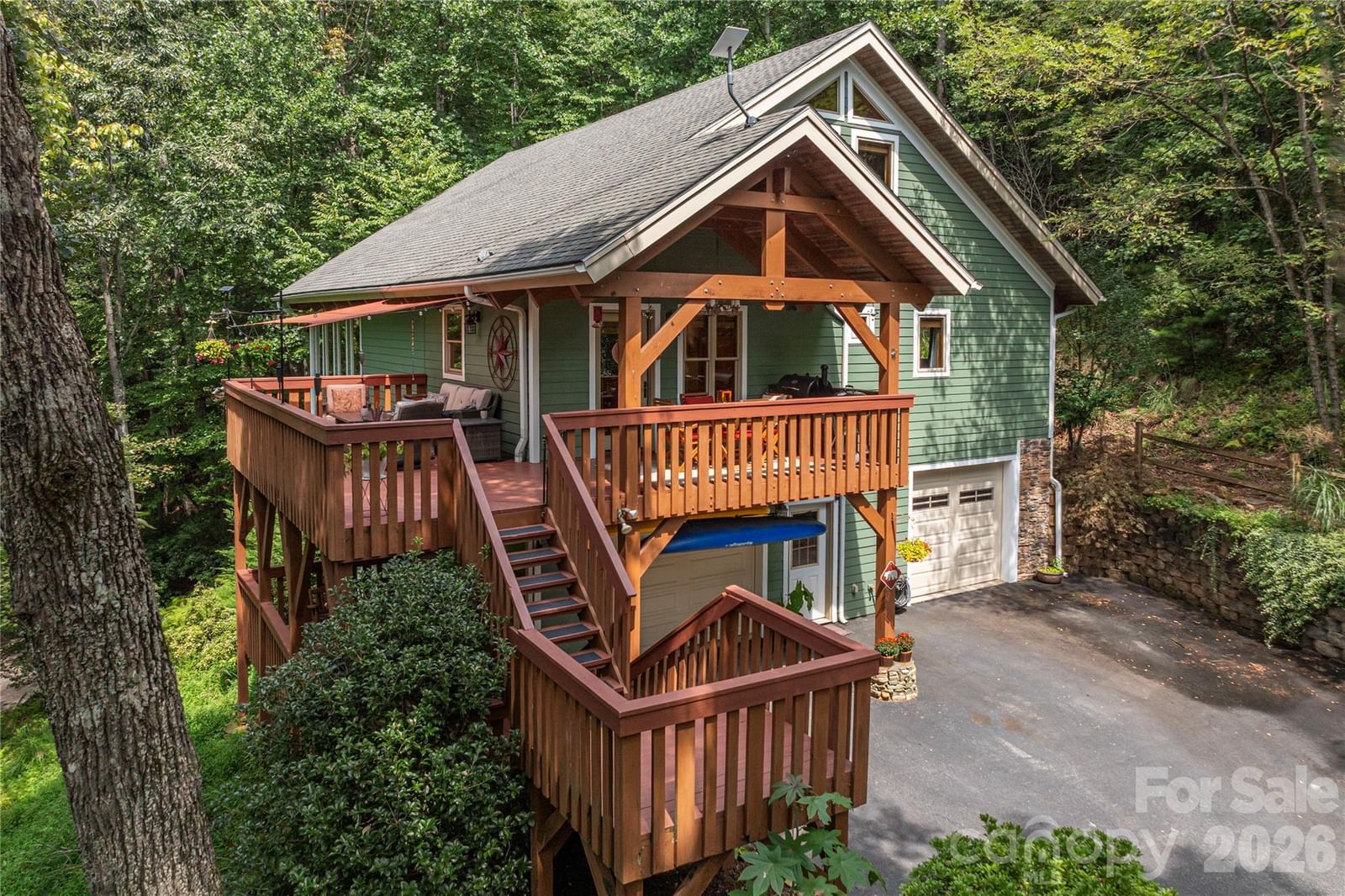116 Ivy Road, Mills River, NC 28759